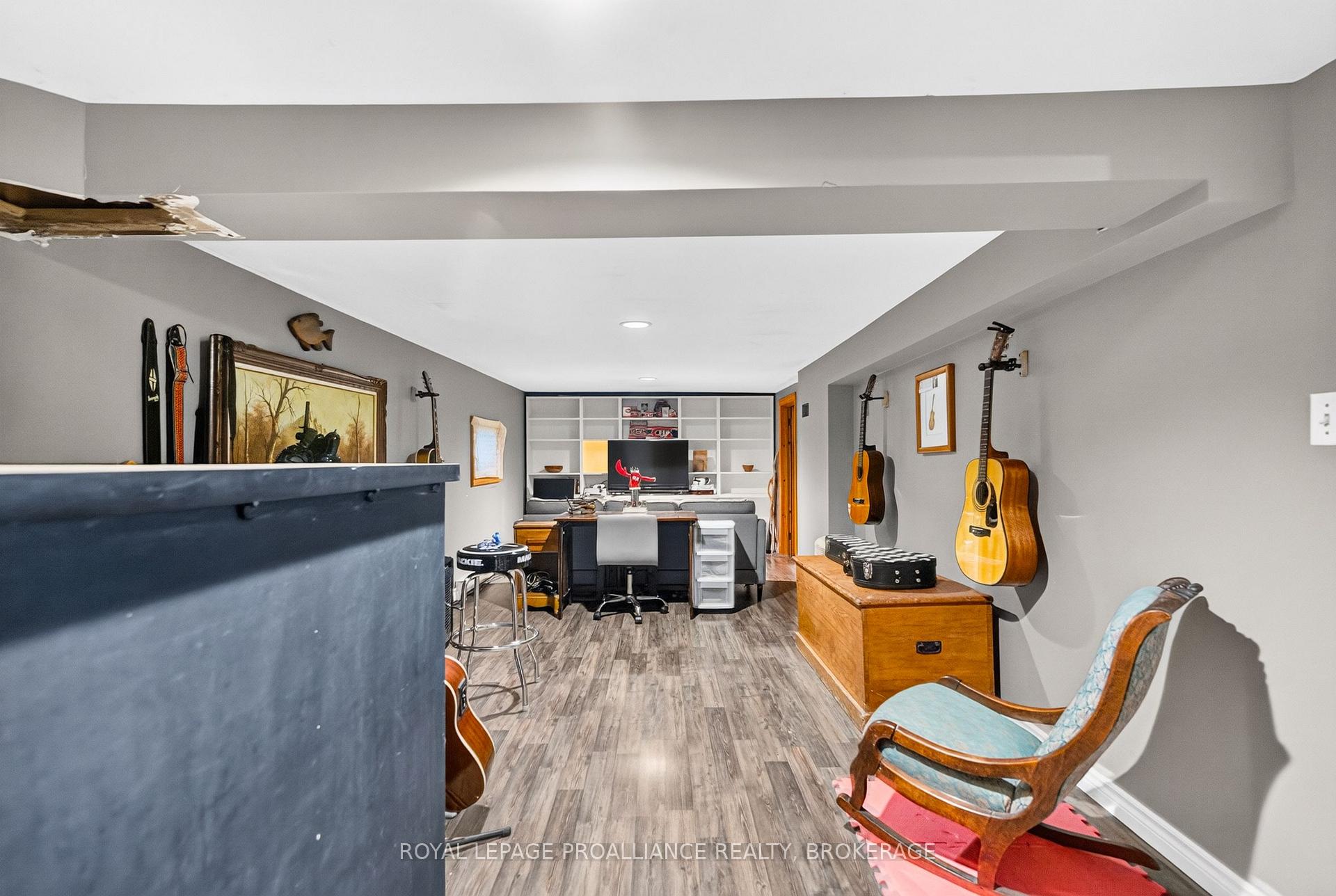 Photo 28 of 628 MacDonnell Street, Kingston, East of Sir John A. Blvd — HOMEH