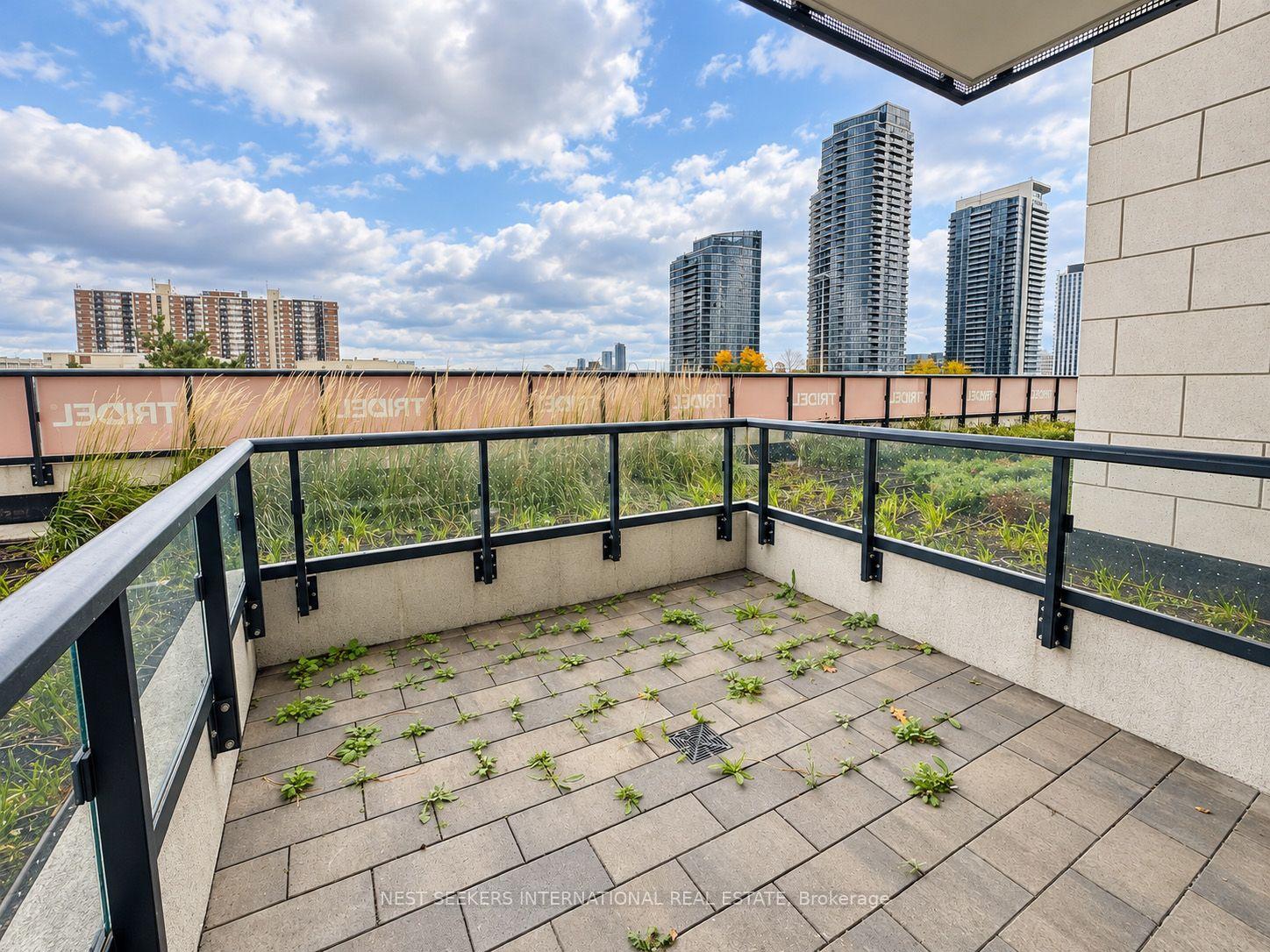 Photo 24 of Unit 207, 10 Eva Road, Etobicoke, Etobicoke West Mall — HOMEH