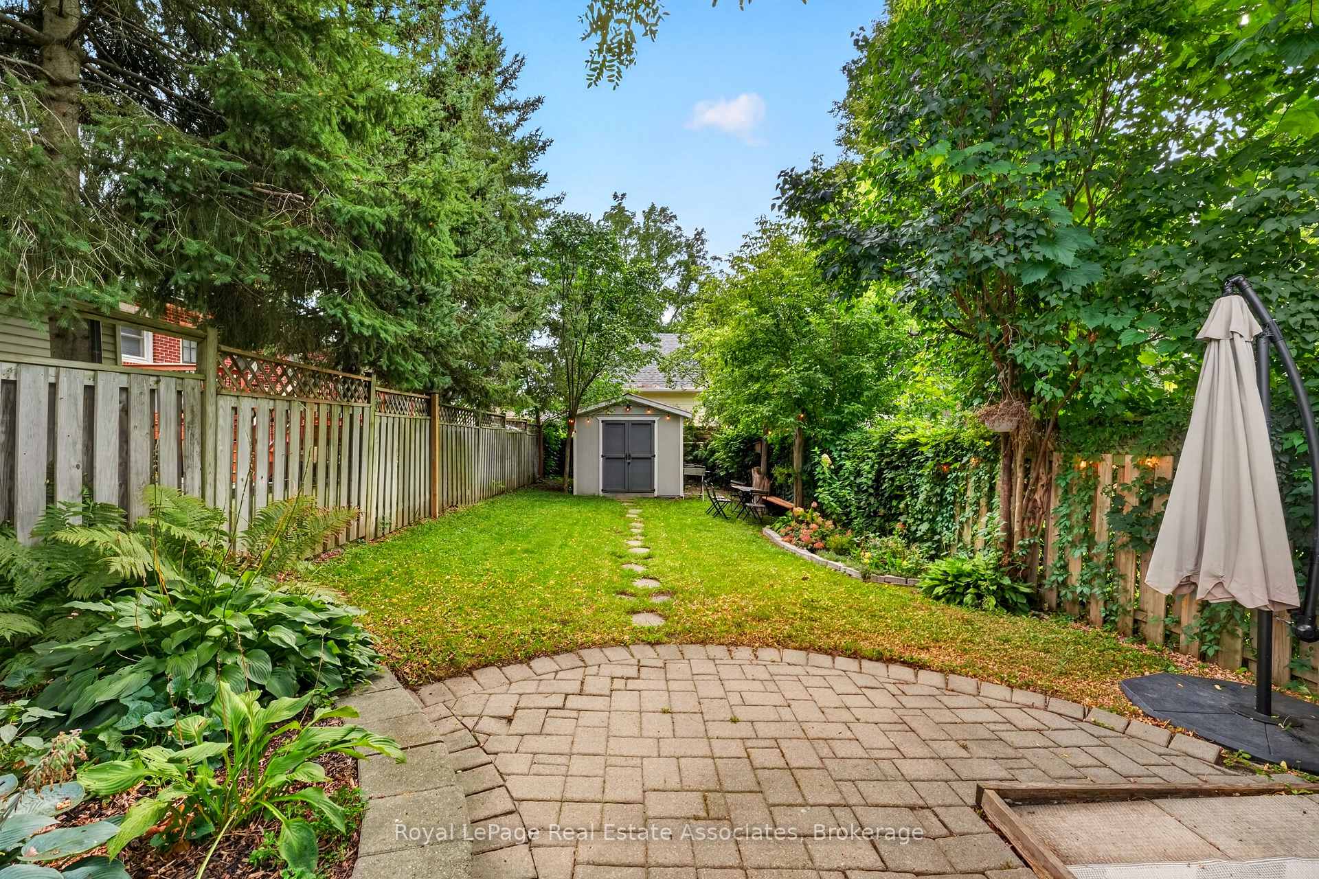 Photo 29 of 15 Charles Street, Halton Hills, Georgetown — HOMEH