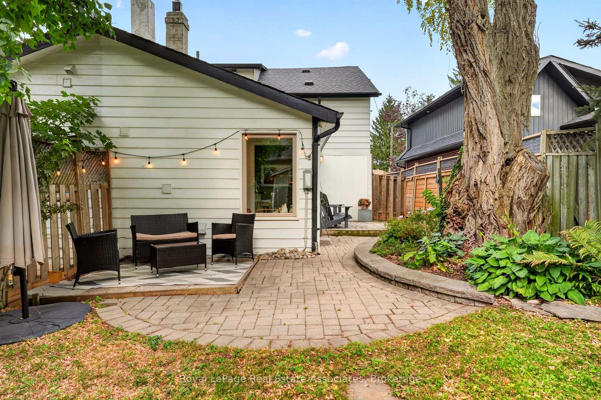Photo 46 of 15 Charles Street, Halton Hills, Georgetown — HOMEH