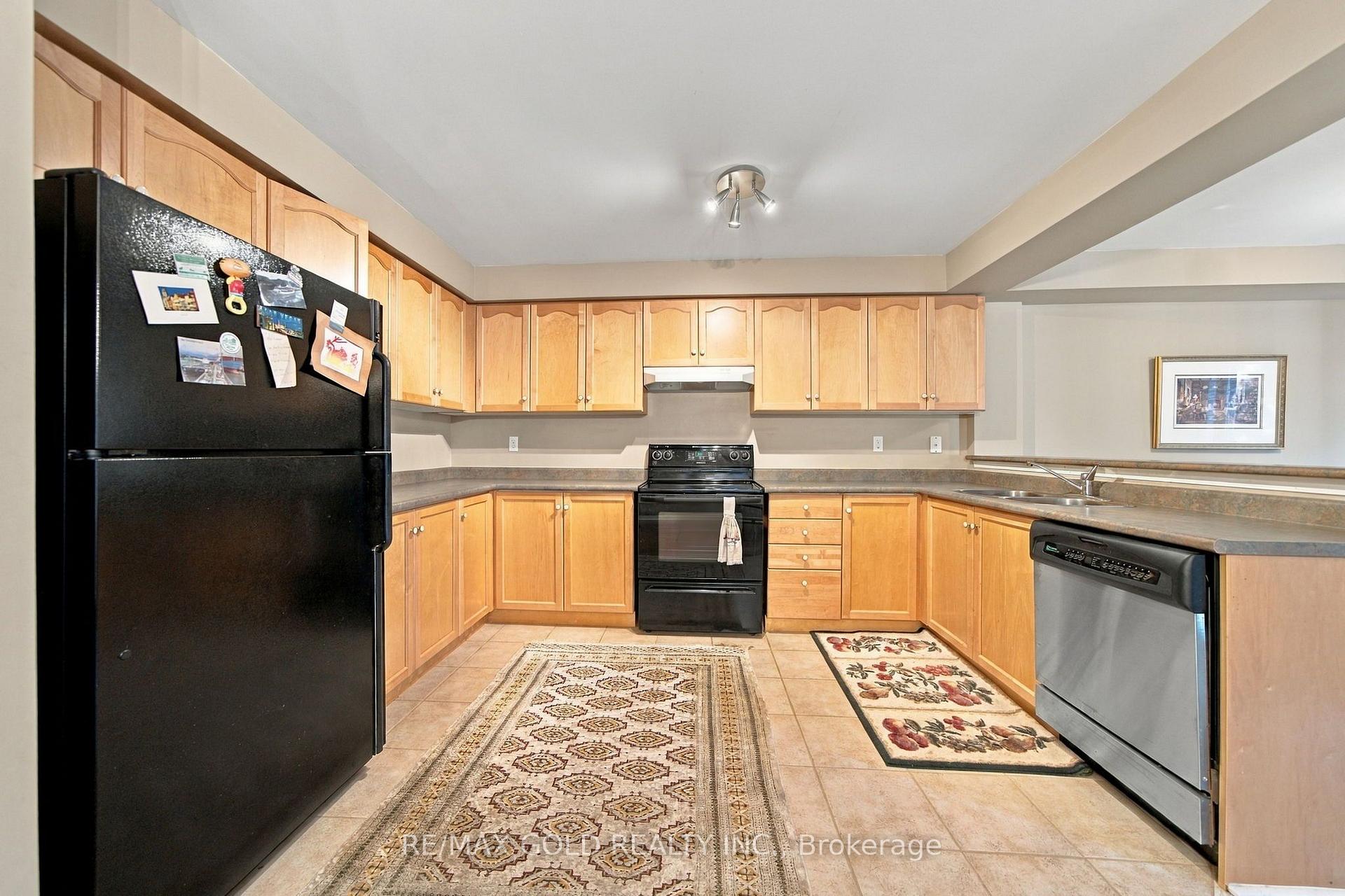 Photo 10 of 3932 Talias Crescent, Mississauga, Churchill Meadows — HOMEH