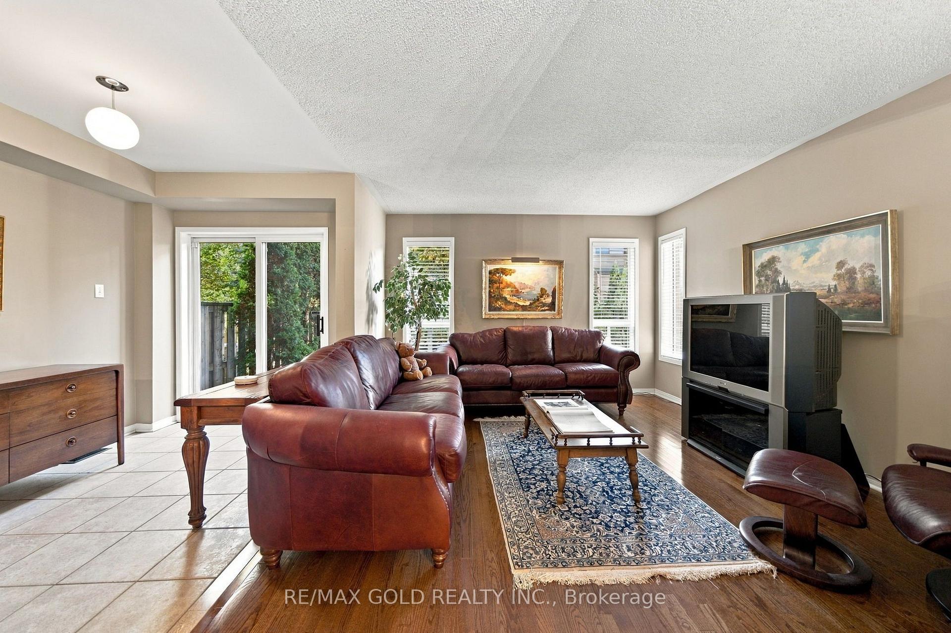 Photo 13 of 3932 Talias Crescent, Mississauga, Churchill Meadows — HOMEH