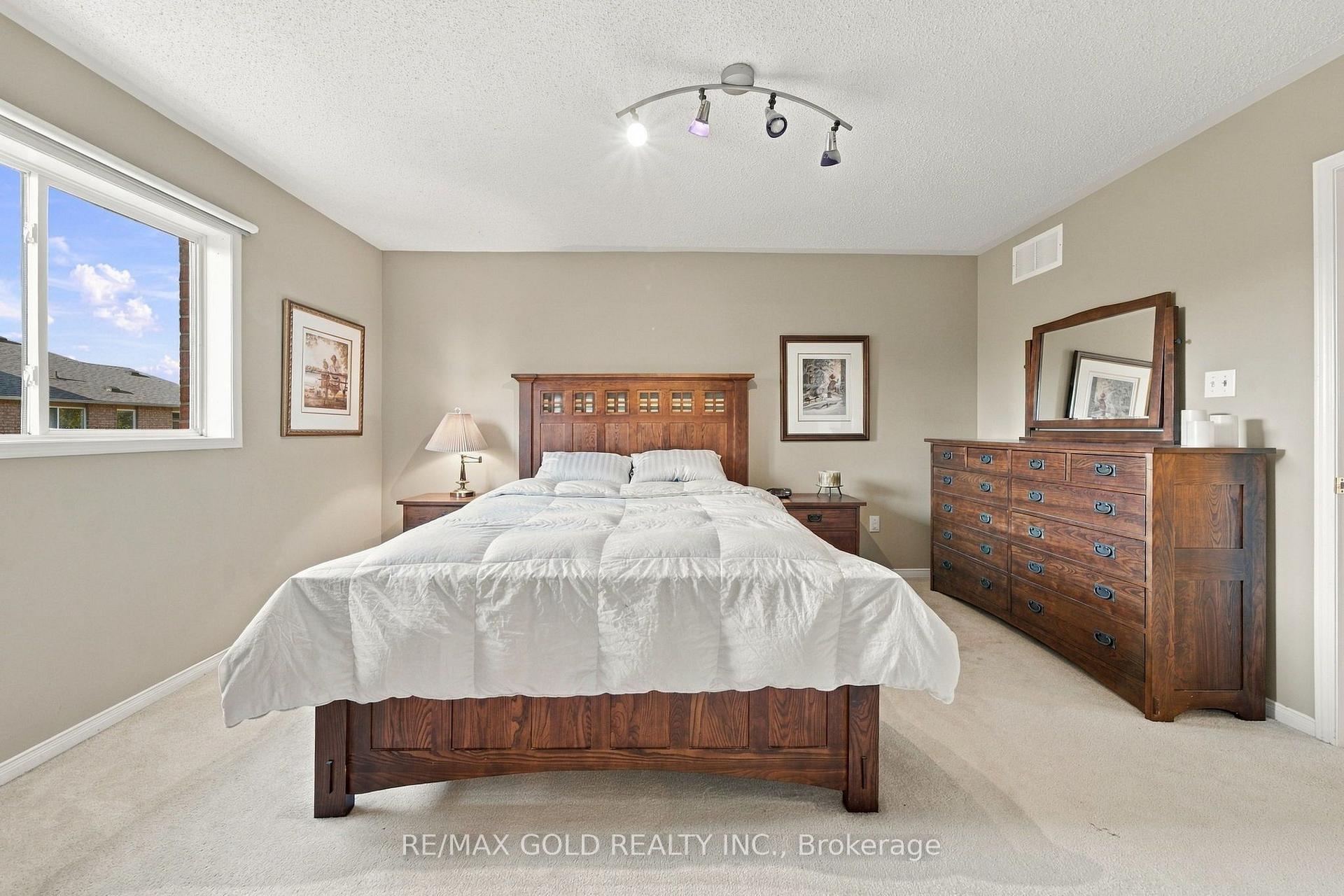 Photo 22 of 3932 Talias Crescent, Mississauga, Churchill Meadows — HOMEH