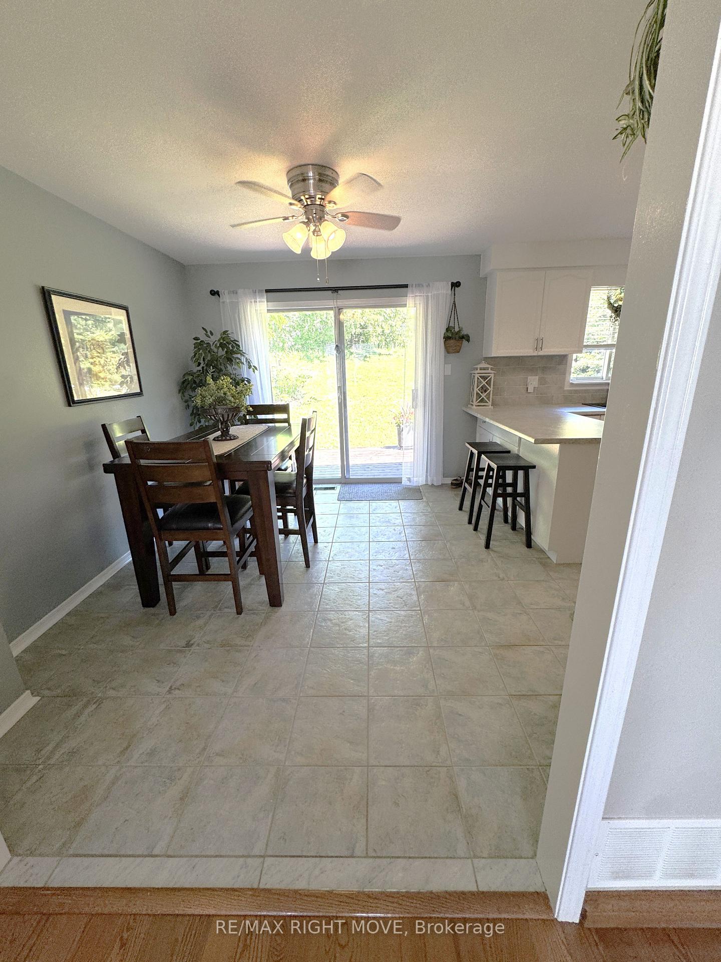 Photo 8 of 15 Watson Court, Orillia — HOMEH