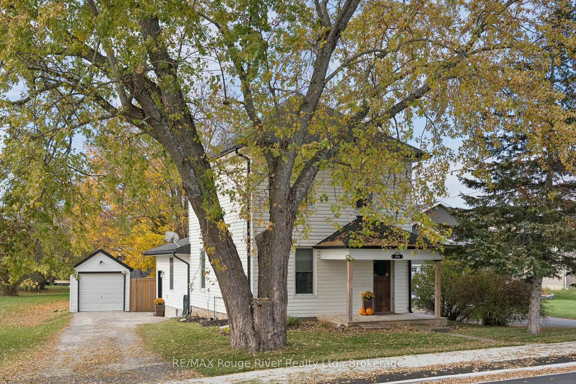 Photo of 104 County Road 40