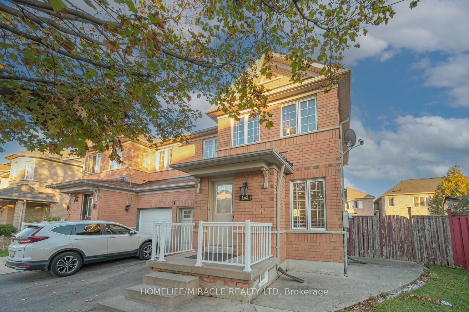 Photo 2 of 54 Starhill Crescent, Brampton, Sandringham-Wellington — HOMEH