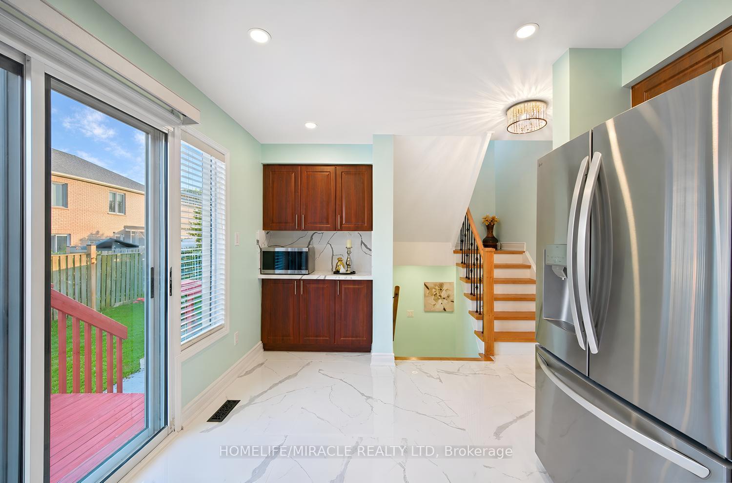 Photo 8 of 54 Starhill Crescent, Brampton, Sandringham-Wellington — HOMEH