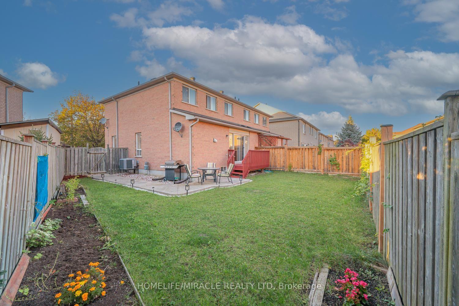 Photo 24 of 54 Starhill Crescent, Brampton, Sandringham-Wellington — HOMEH