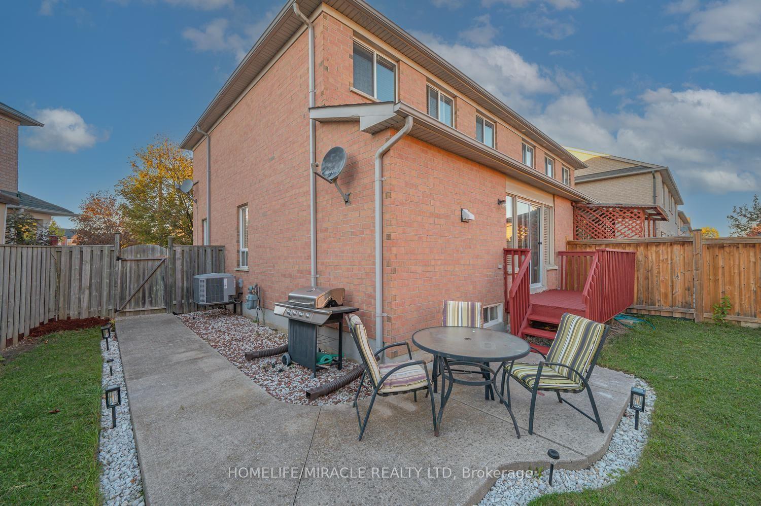 Photo 26 of 54 Starhill Crescent, Brampton, Sandringham-Wellington — HOMEH