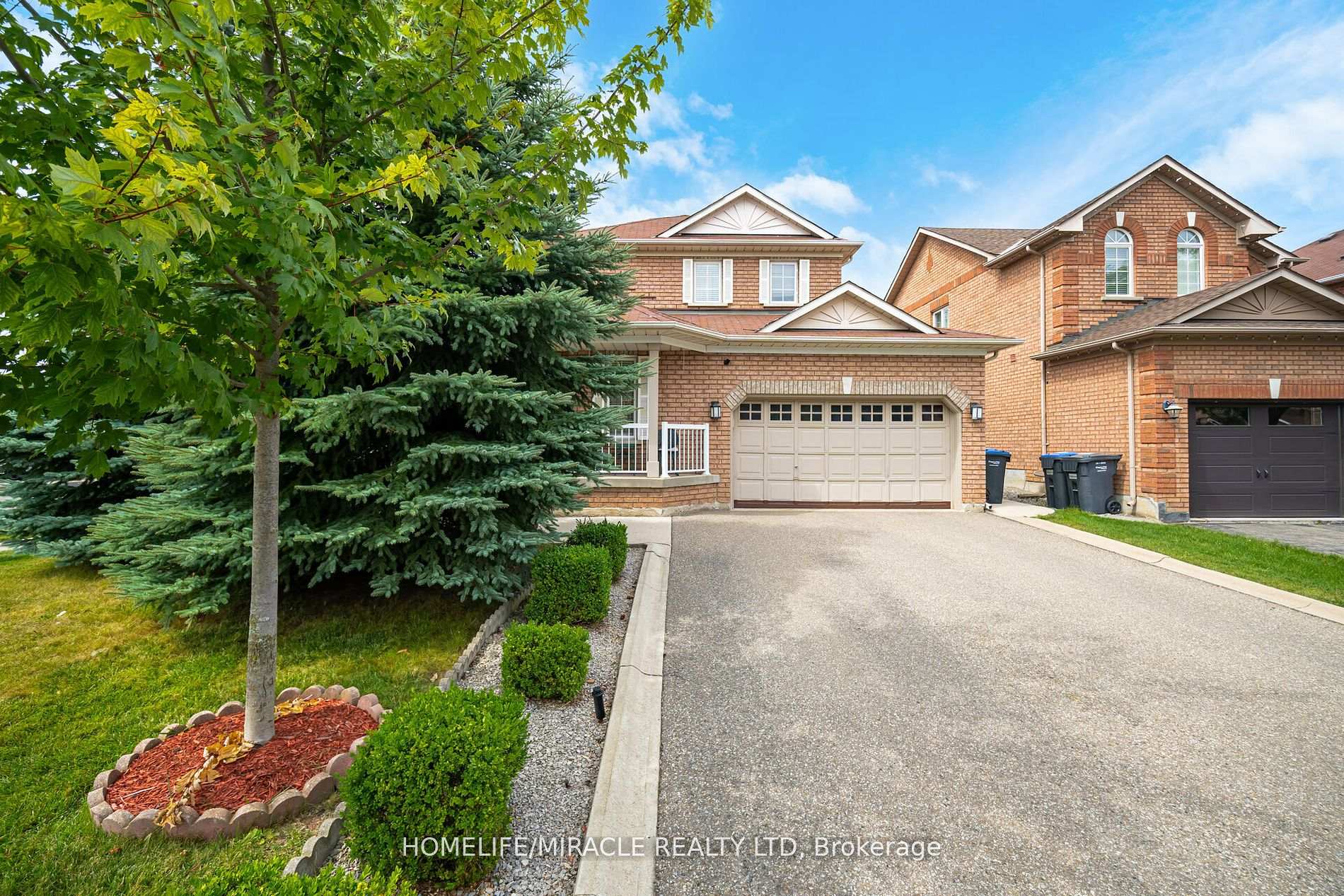 Photo 2 of 129 Van Scott Drive, Brampton, Northwest Sandalwood Parkway — HOMEH