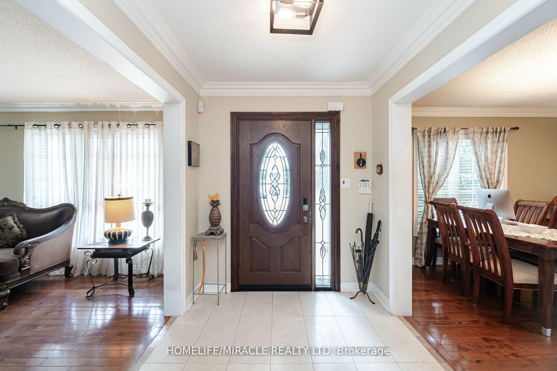 Photo 6 of 129 Van Scott Drive, Brampton, Northwest Sandalwood Parkway — HOMEH
