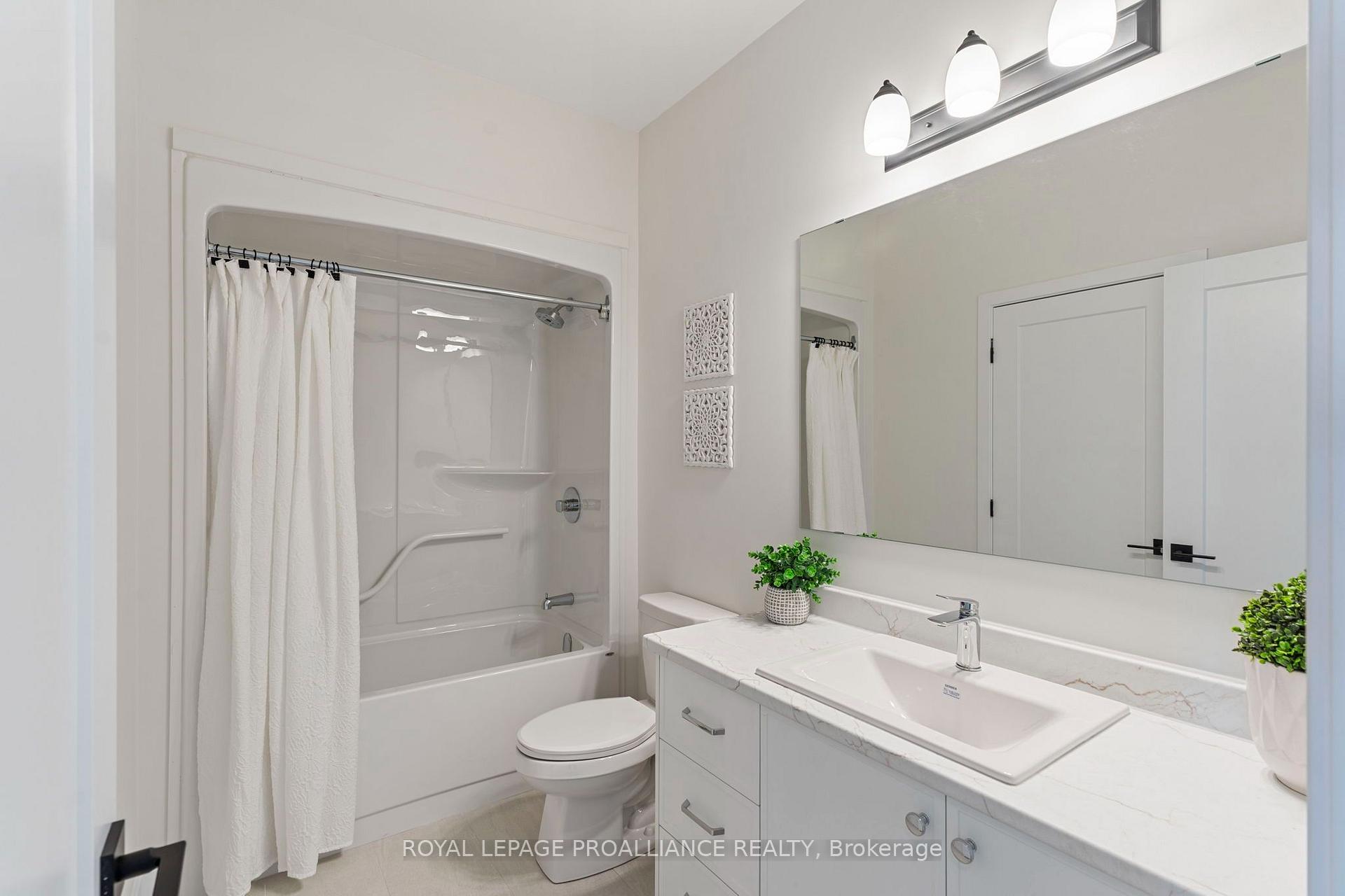 Photo 8 of 1042 Turner Drive, Brockville, Brockville — HOMEH