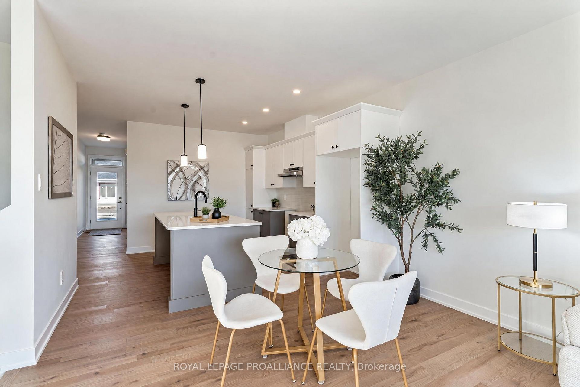 Photo 15 of 1042 Turner Drive, Brockville, Brockville — HOMEH