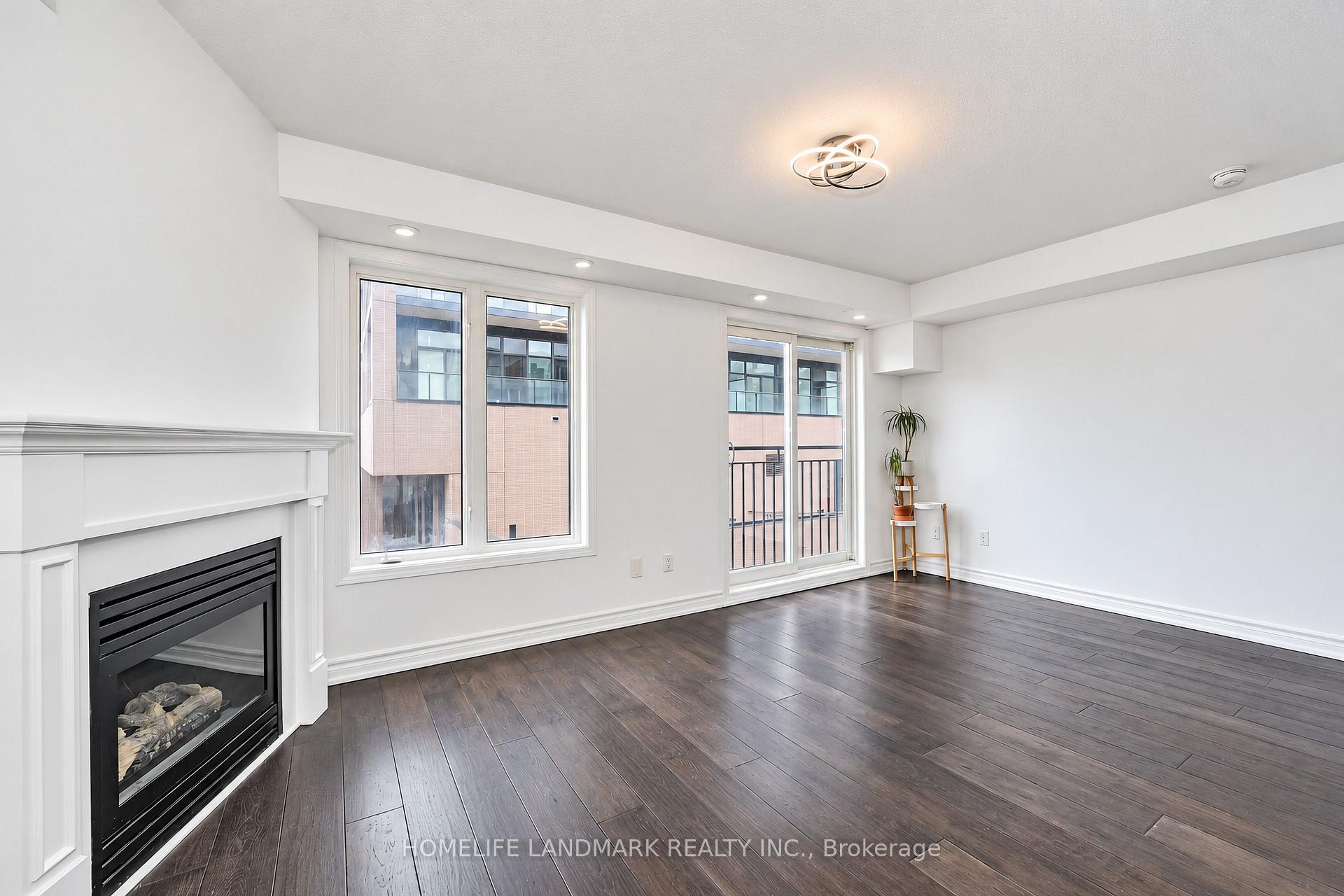 Photo 4 of Unit 714, 10 Laidlaw Street, Toronto, South Parkdale — HOMEH