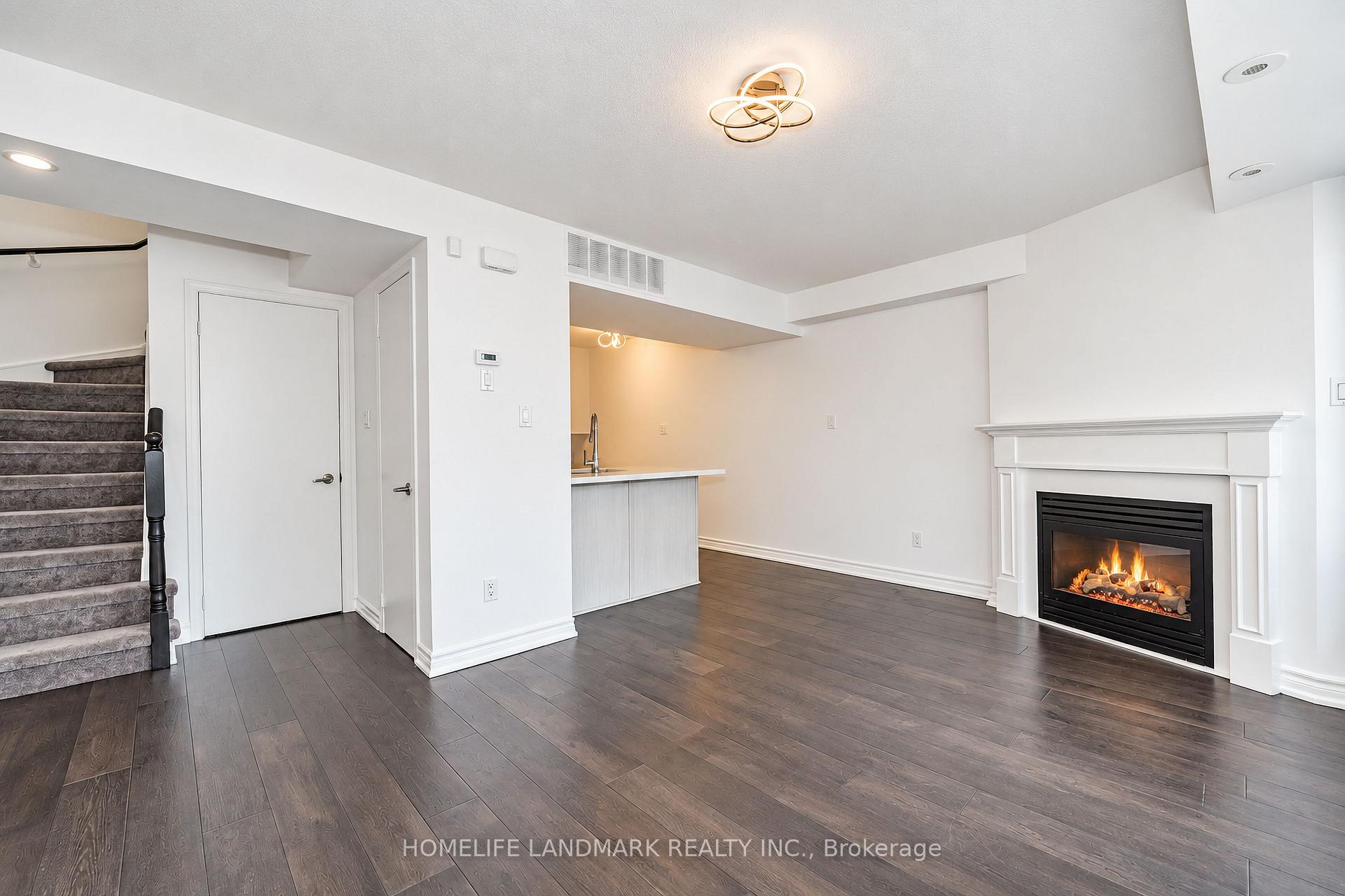 Photo 7 of Unit 714, 10 Laidlaw Street, Toronto, South Parkdale — HOMEH