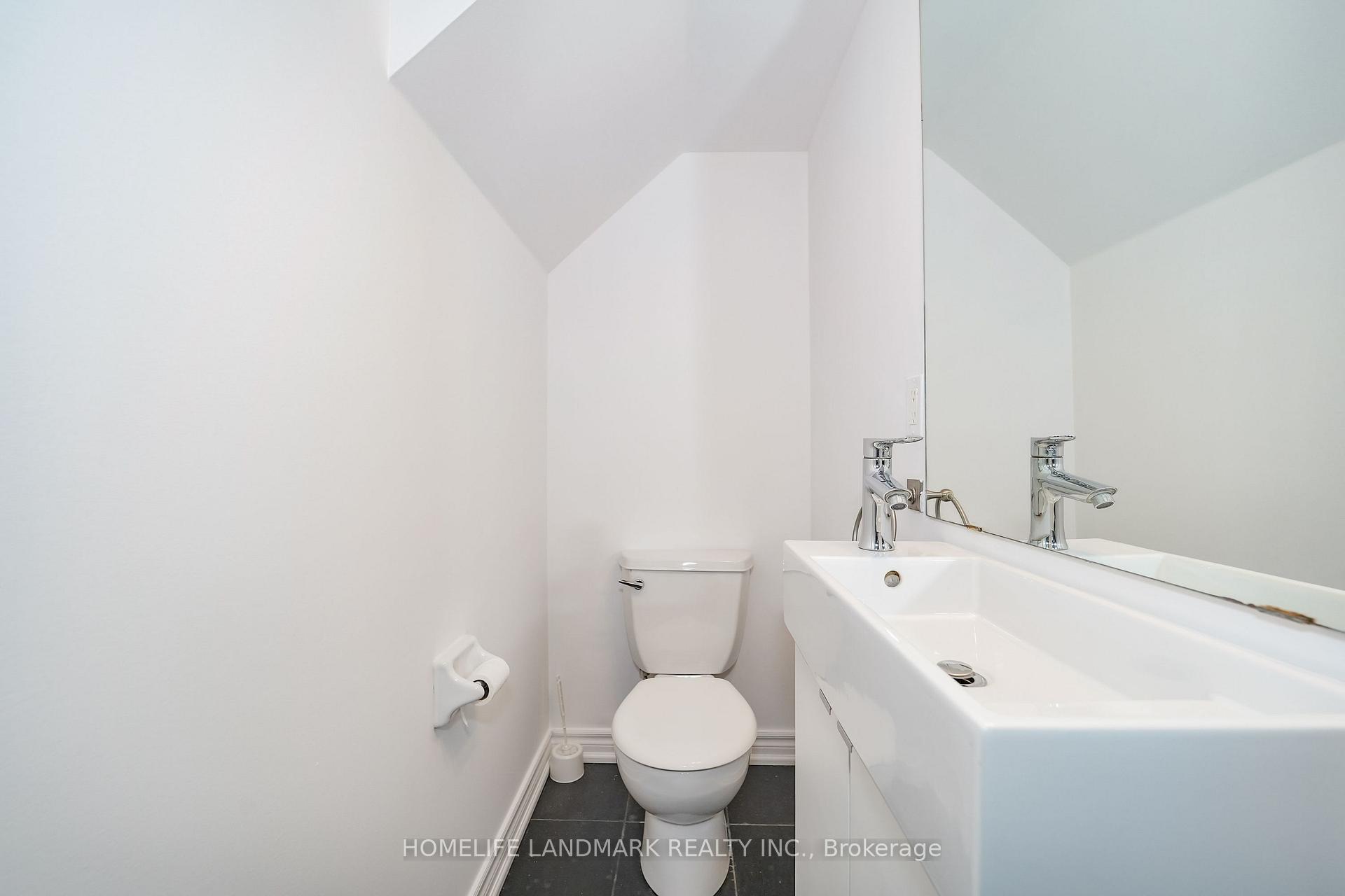Photo 8 of Unit 714, 10 Laidlaw Street, Toronto, South Parkdale — HOMEH