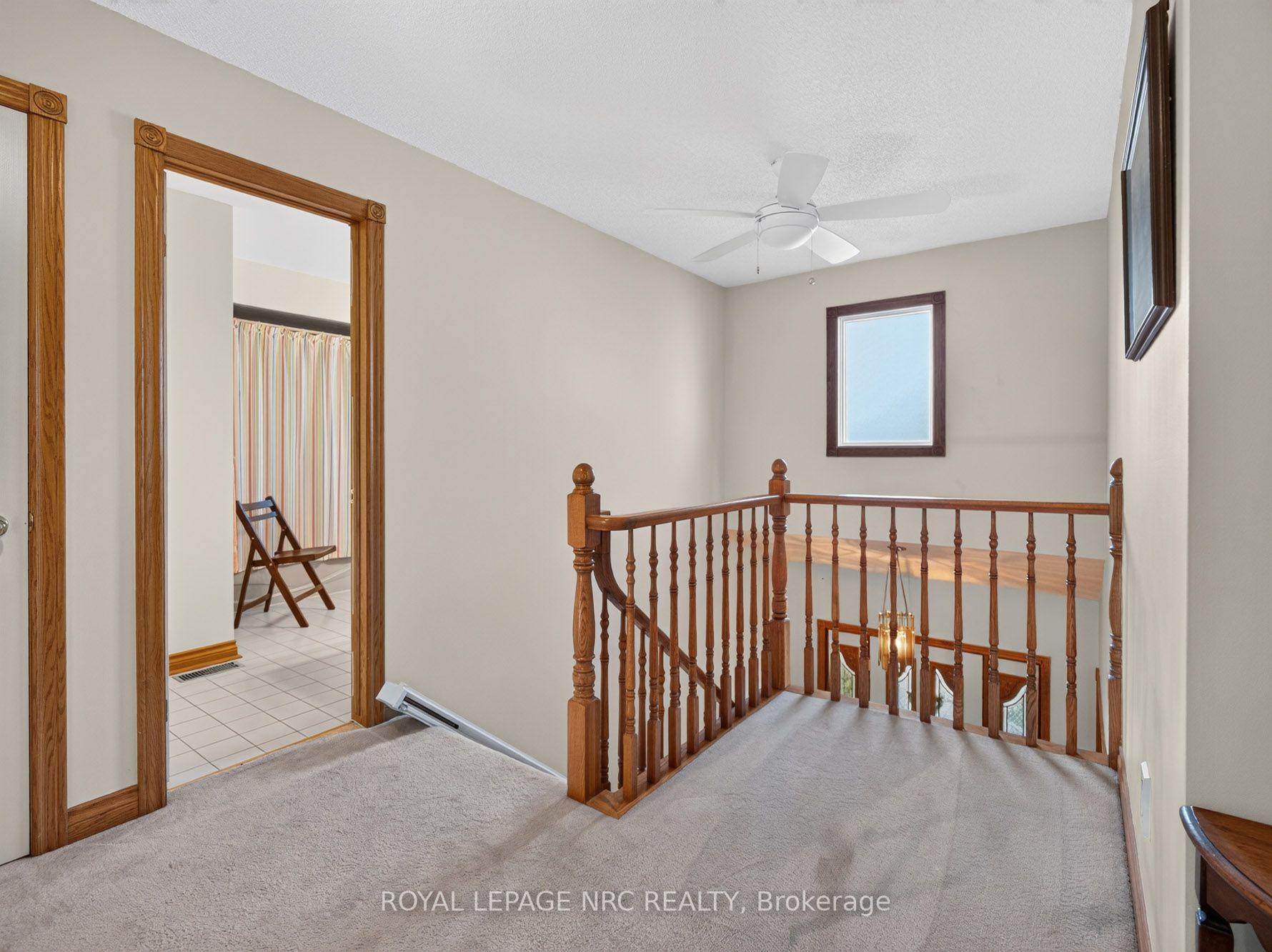Photo 22 of 43 Farmington Drive, St. Catharines, Grapeview — HOMEH