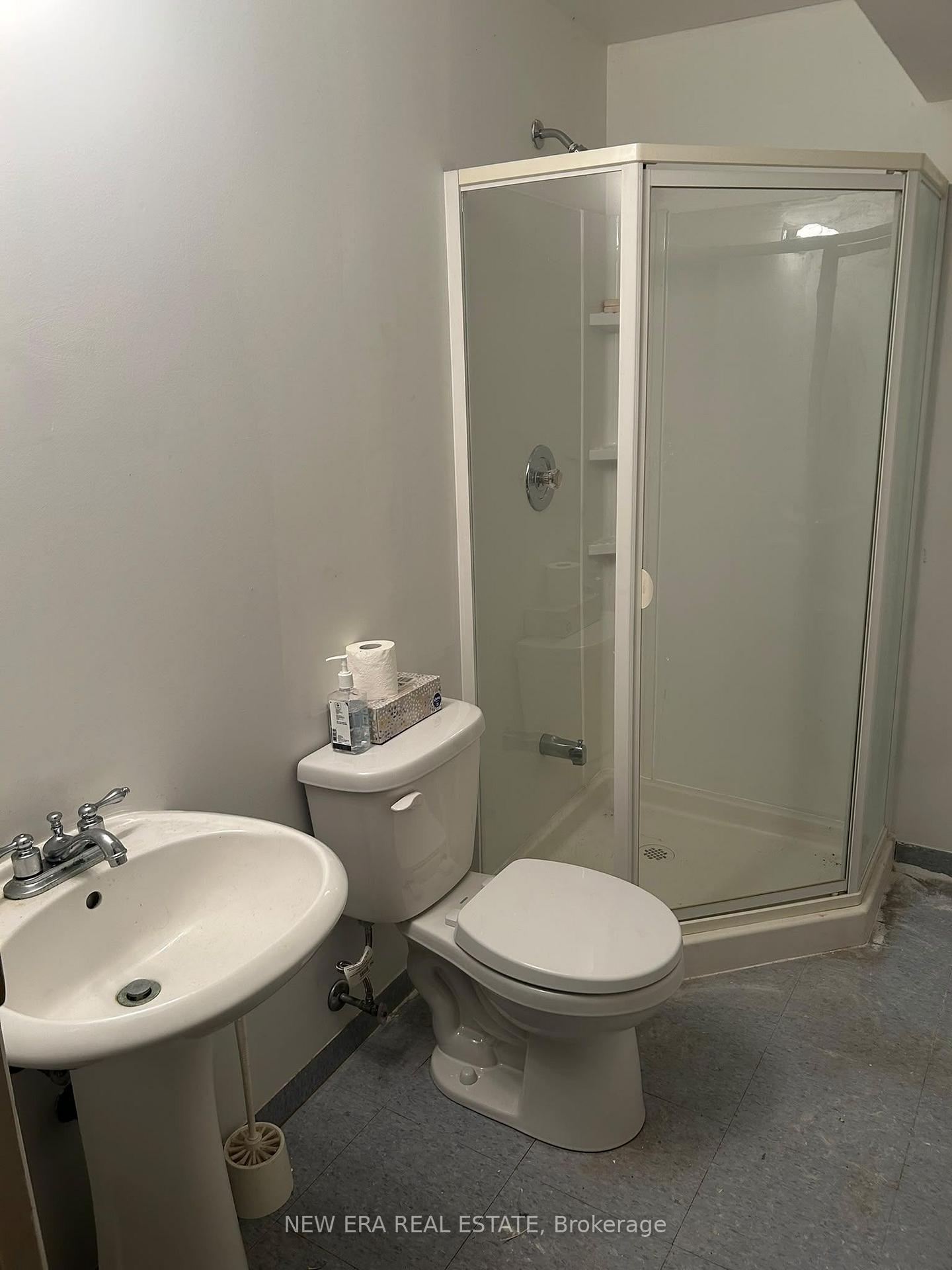Photo 17 of Unit 37, 2088 Leanne Boulevard, Mississauga, Sheridan — HOMEH