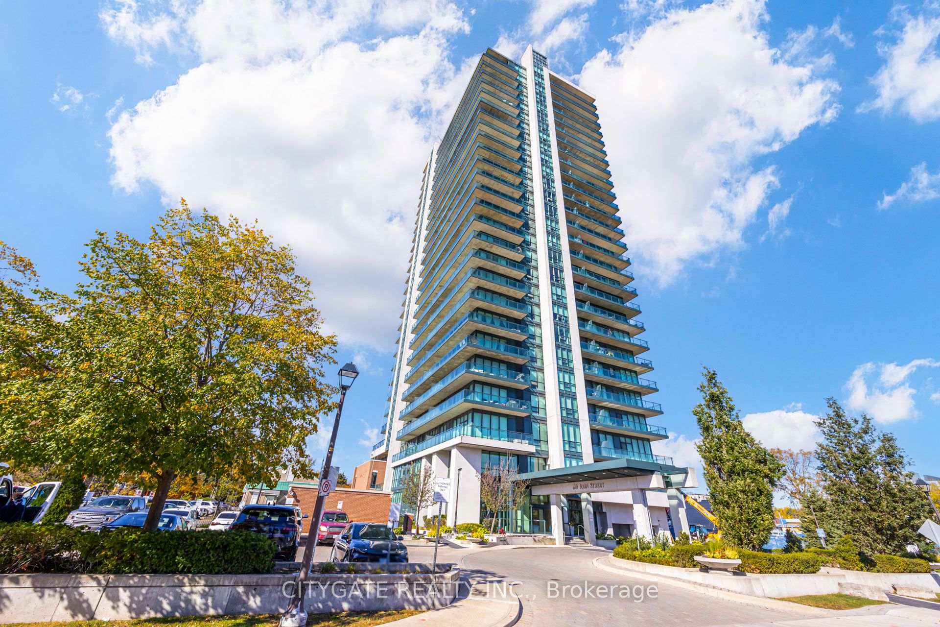 Photo 1 of Unit 809, 100 John Street, Brampton, Downtown Brampton — HOMEH
