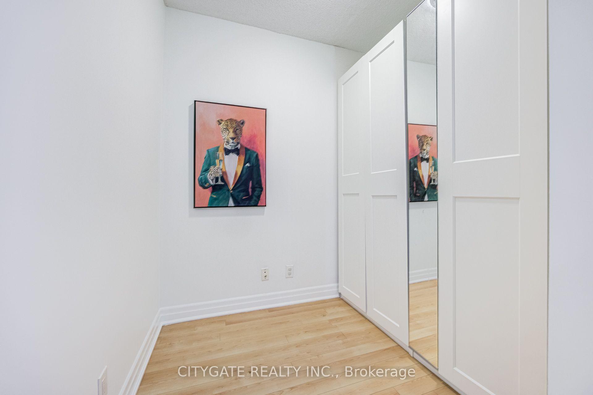 Photo 15 of Unit 809, 100 John Street, Brampton, Downtown Brampton — HOMEH