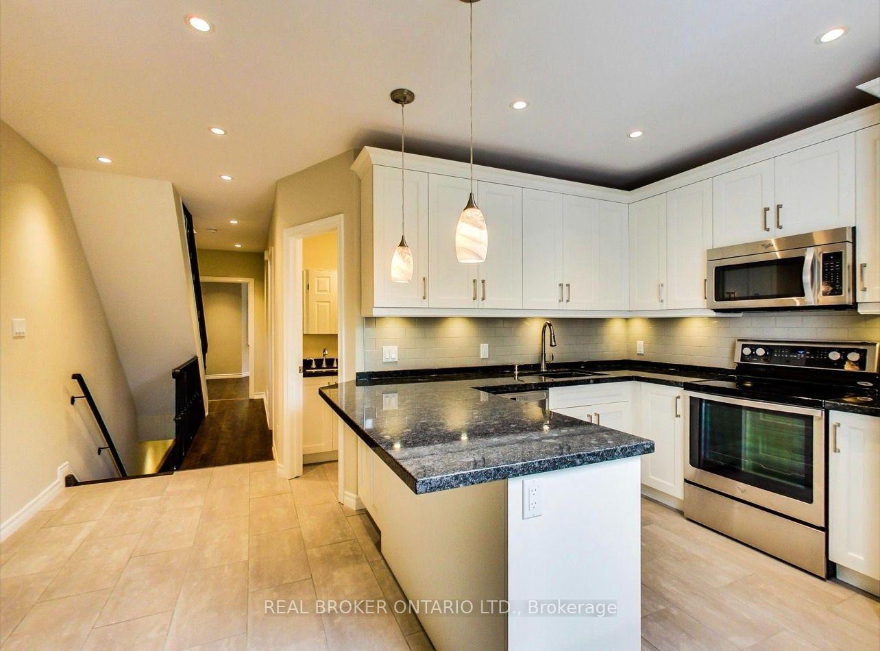 Photo 5 of Unit Upper, 68 Redwood Avenue, Toronto, Greenwood-Coxwell — HOMEH