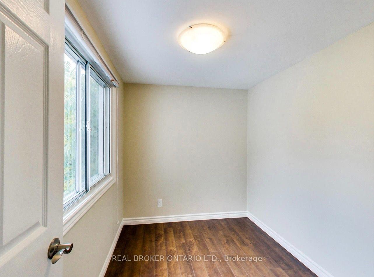 Photo 6 of Unit Upper, 68 Redwood Avenue, Toronto, Greenwood-Coxwell — HOMEH