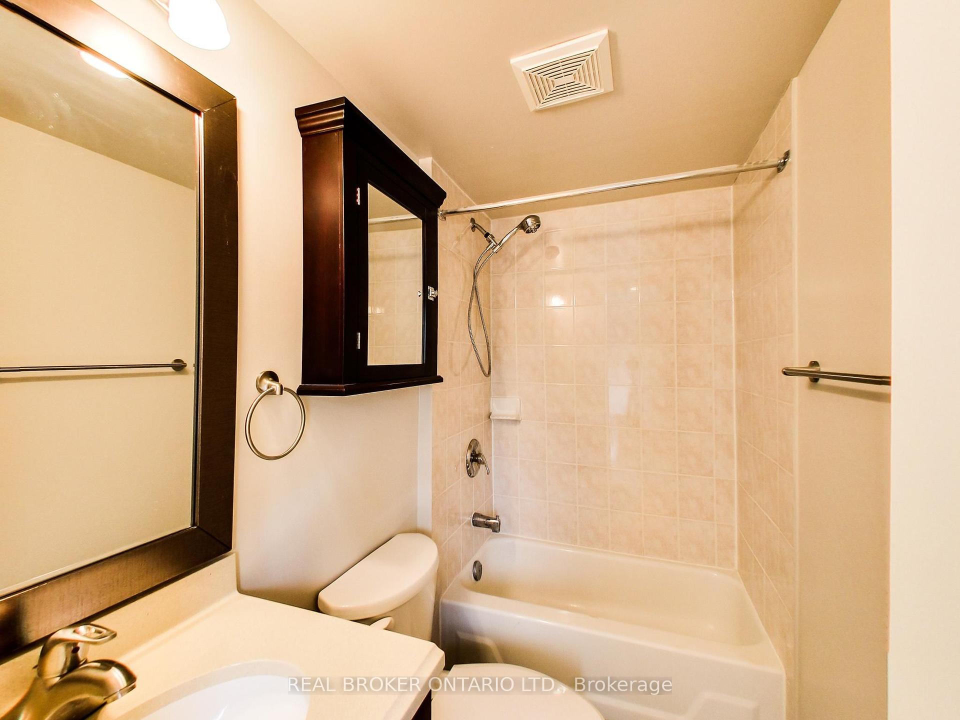 Photo 21 of Unit Upper, 68 Redwood Avenue, Toronto, Greenwood-Coxwell — HOMEH