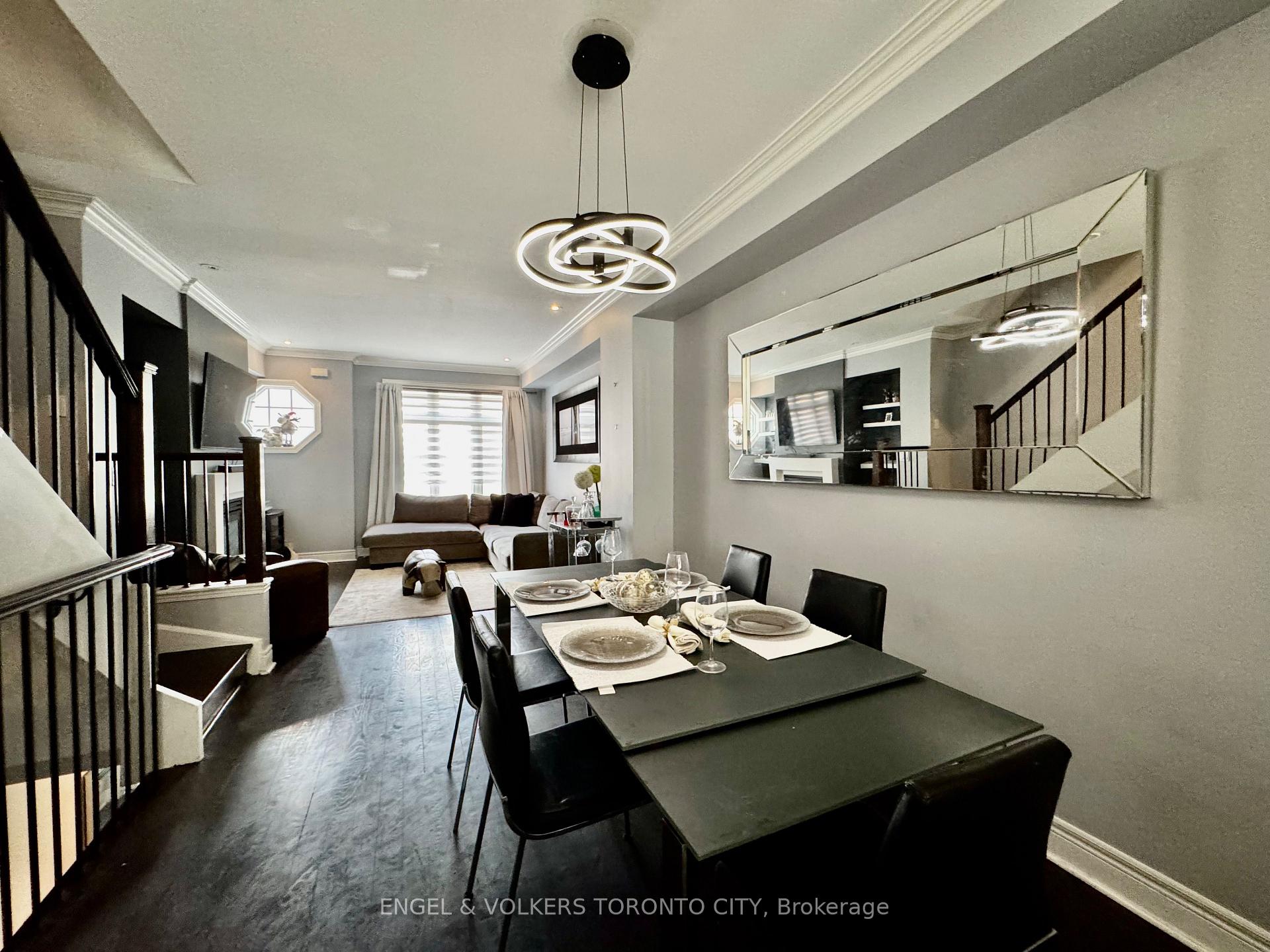 Photo 5 of 77 Ruby Lang Lane, Etobicoke, Mimico — HOMEH