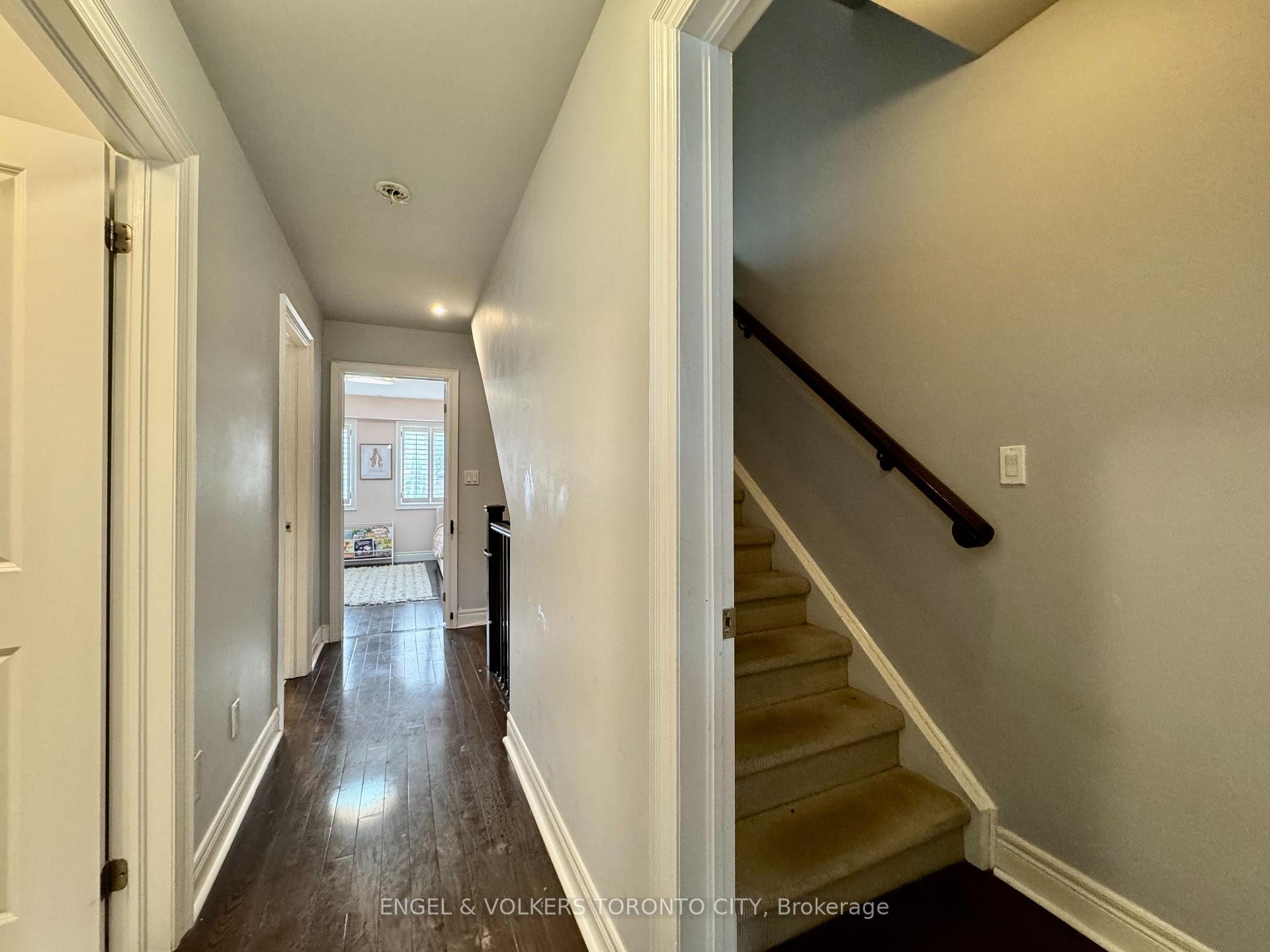Photo 14 of 77 Ruby Lang Lane, Etobicoke, Mimico — HOMEH