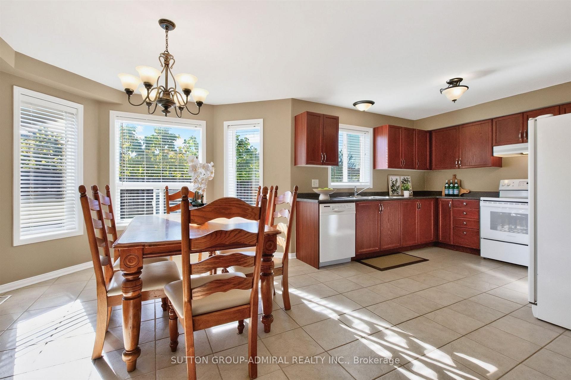 Photo 16 of 9 Patrick Drive, Barrie, Painswick South — HOMEH