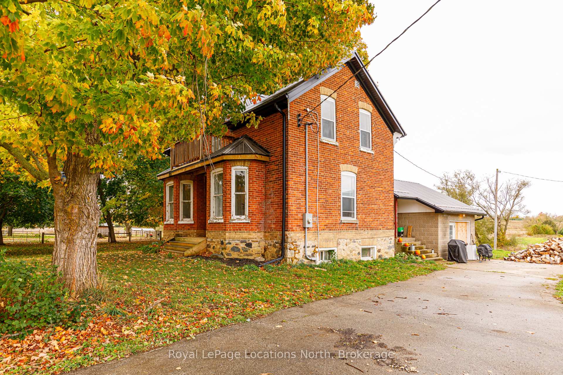 Front of 137662 Grey Road 12