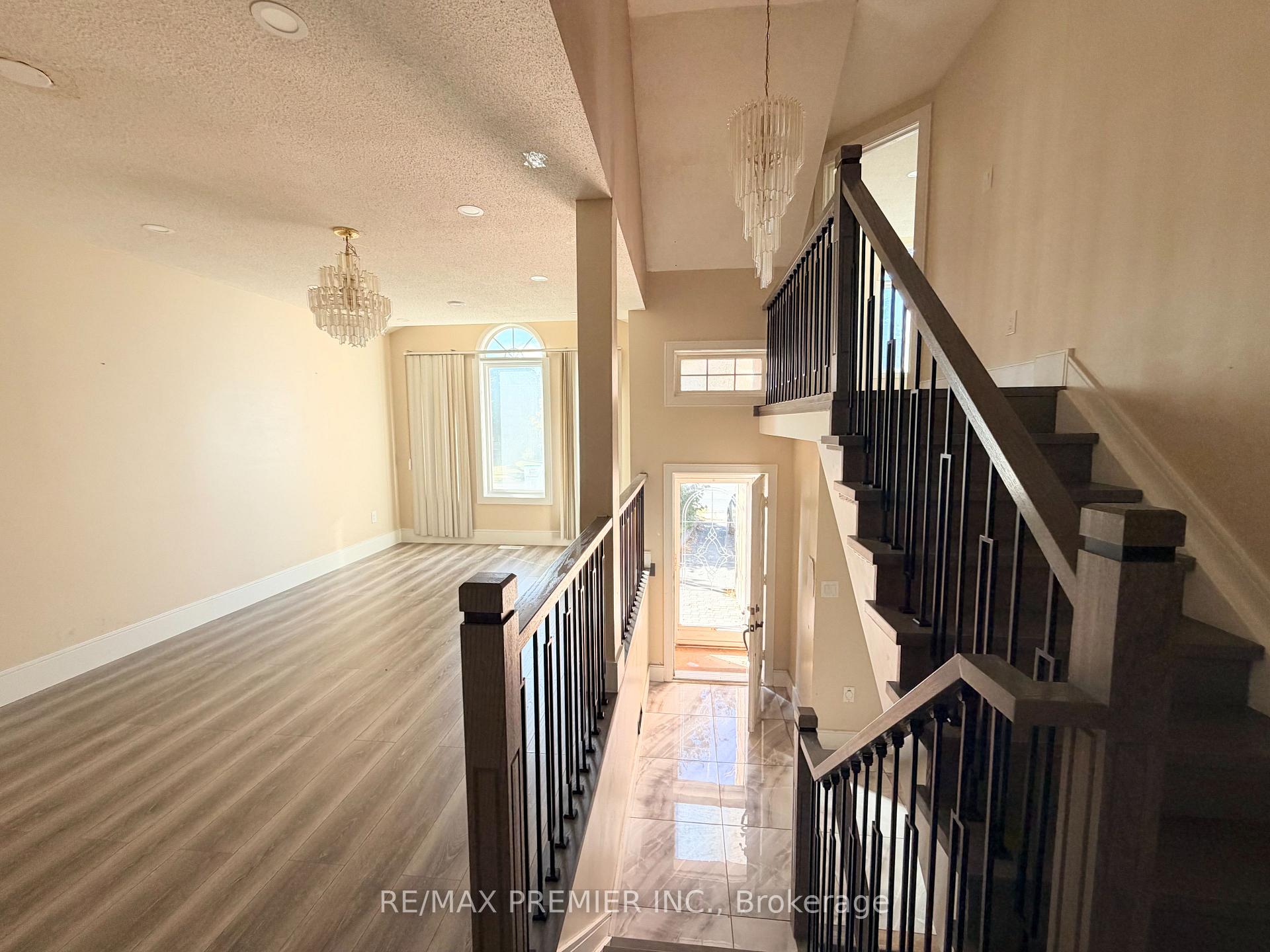 Photo 1 of 155 Drinkwater Road, Brampton, Fletcher's West — HOMEH
