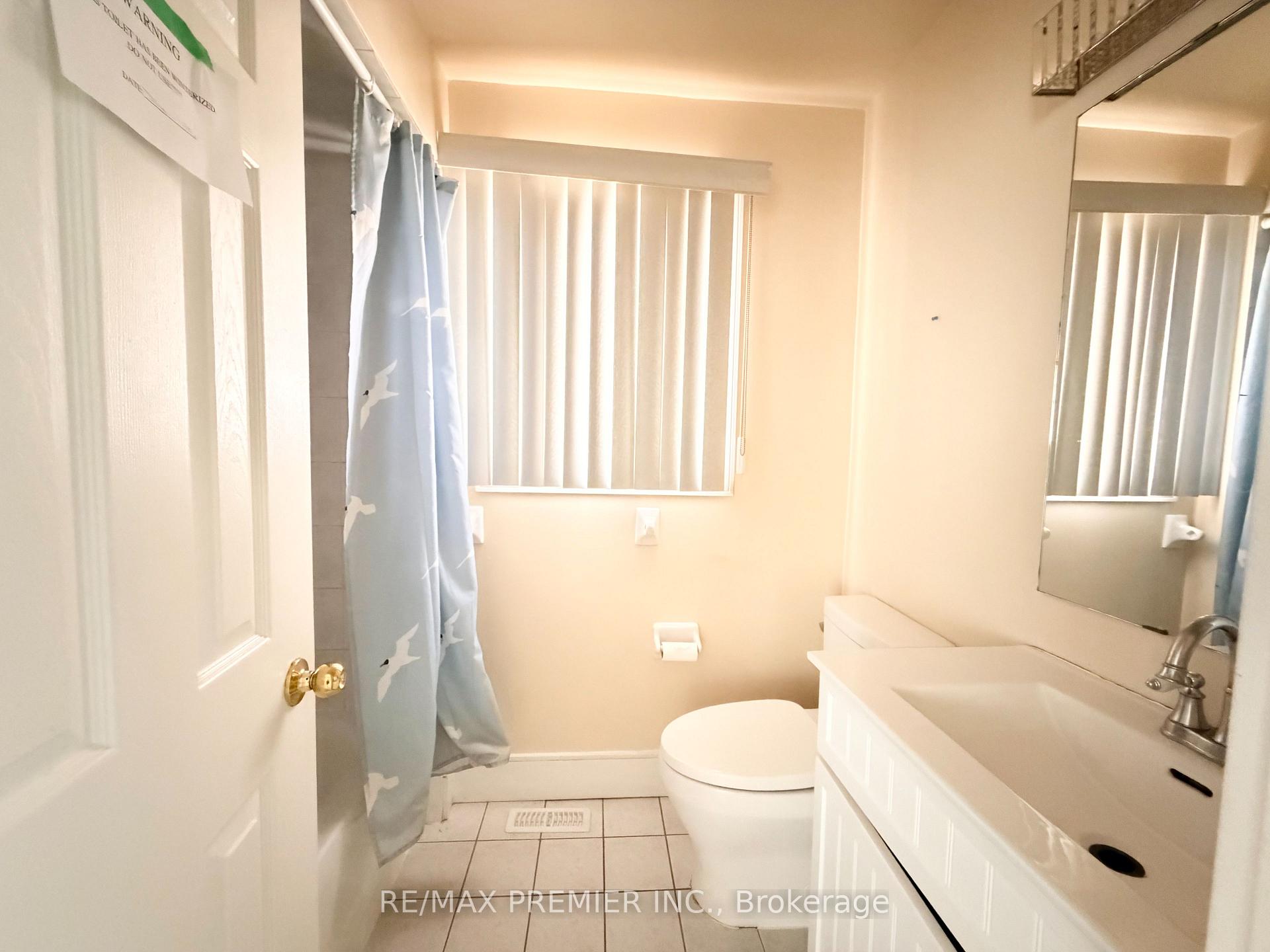 Photo 12 of 155 Drinkwater Road, Brampton, Fletcher's West — HOMEH
