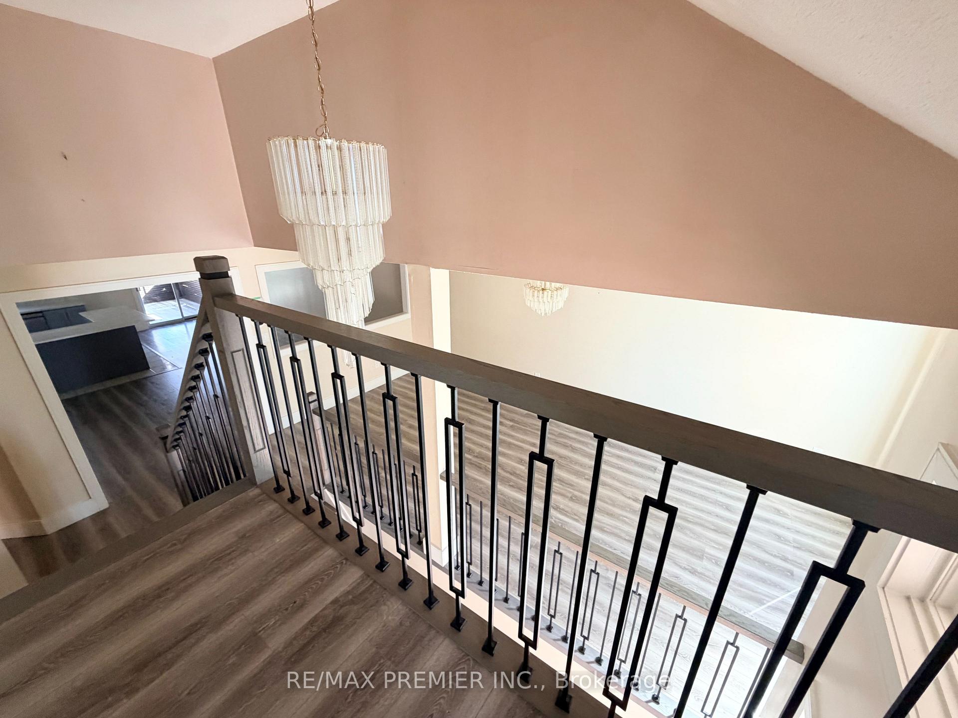 Photo 14 of 155 Drinkwater Road, Brampton, Fletcher's West — HOMEH