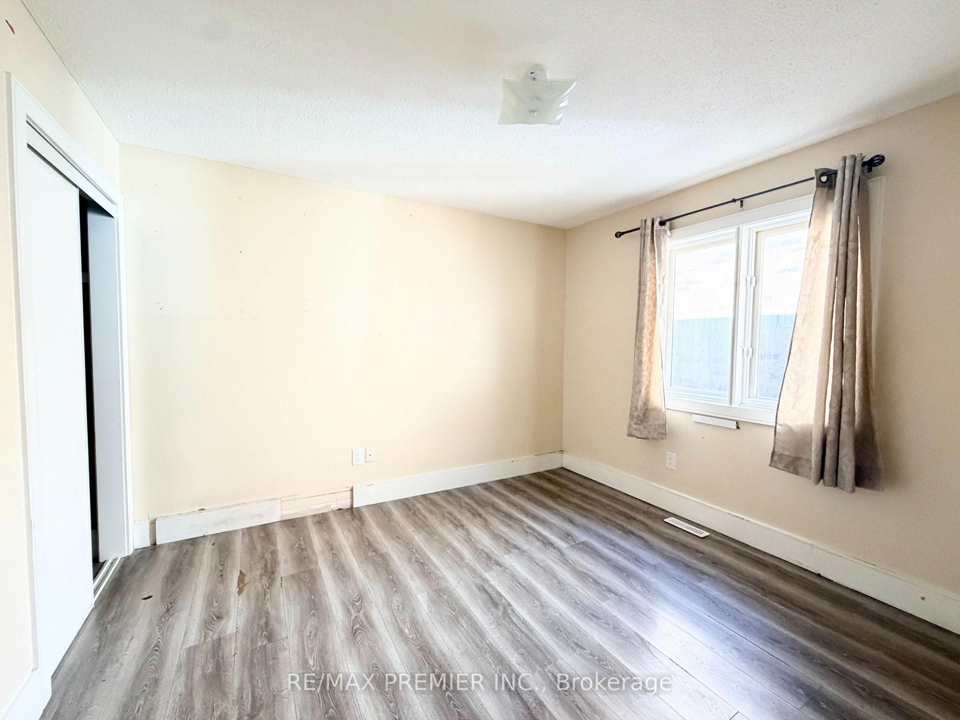 Photo 18 of 155 Drinkwater Road, Brampton, Fletcher's West — HOMEH