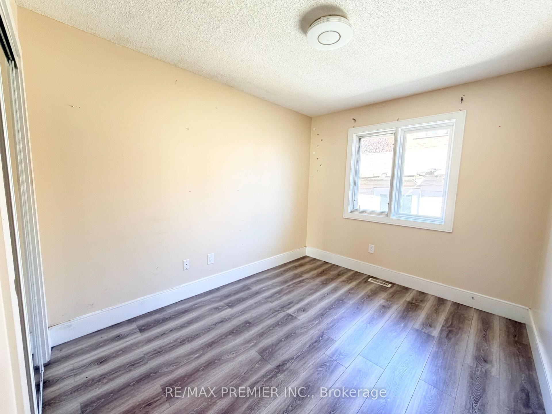 Photo 19 of 155 Drinkwater Road, Brampton, Fletcher's West — HOMEH