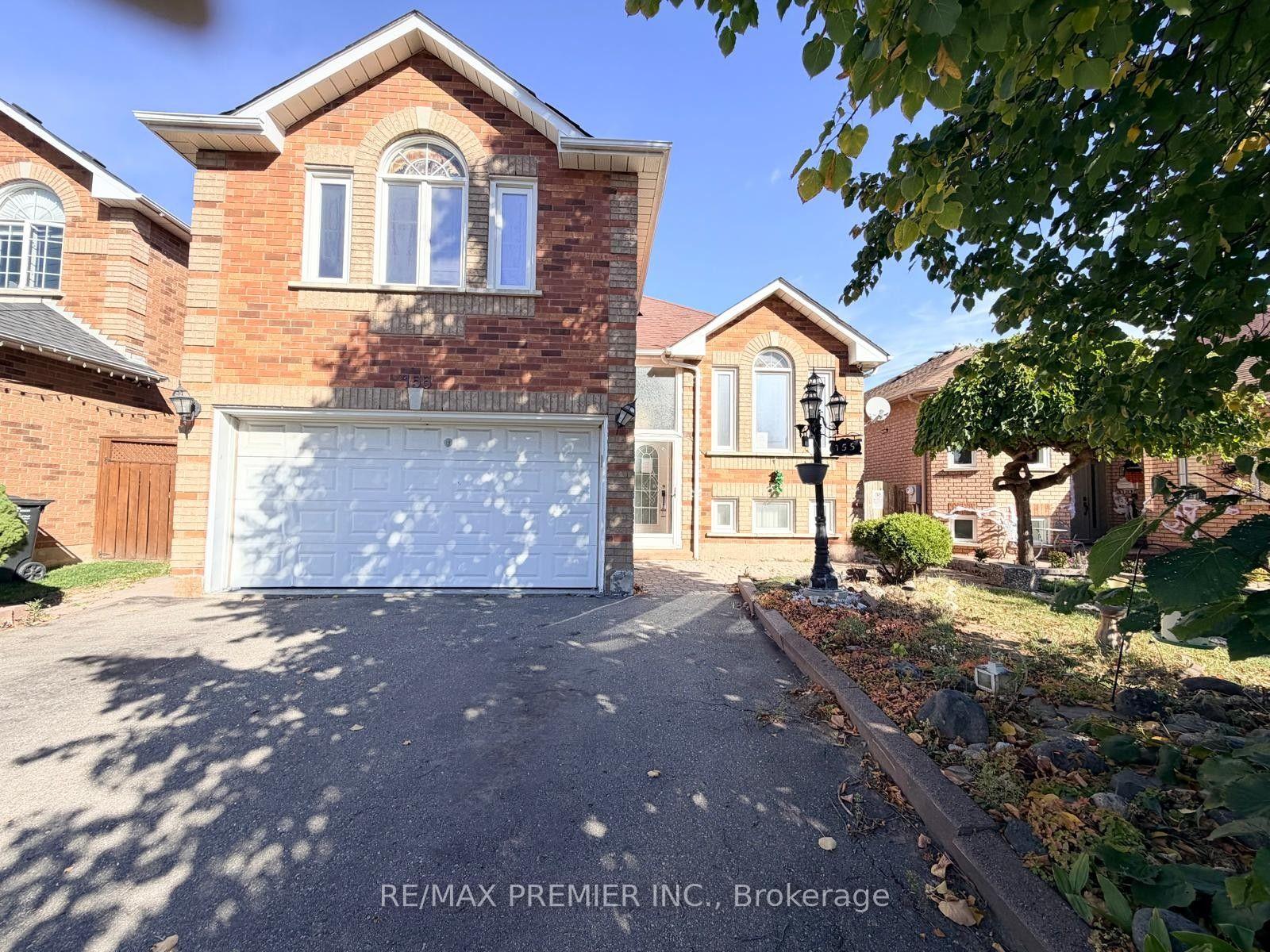 Photo 2 of 155 Drinkwater Road, Brampton, Fletcher's West — HOMEH