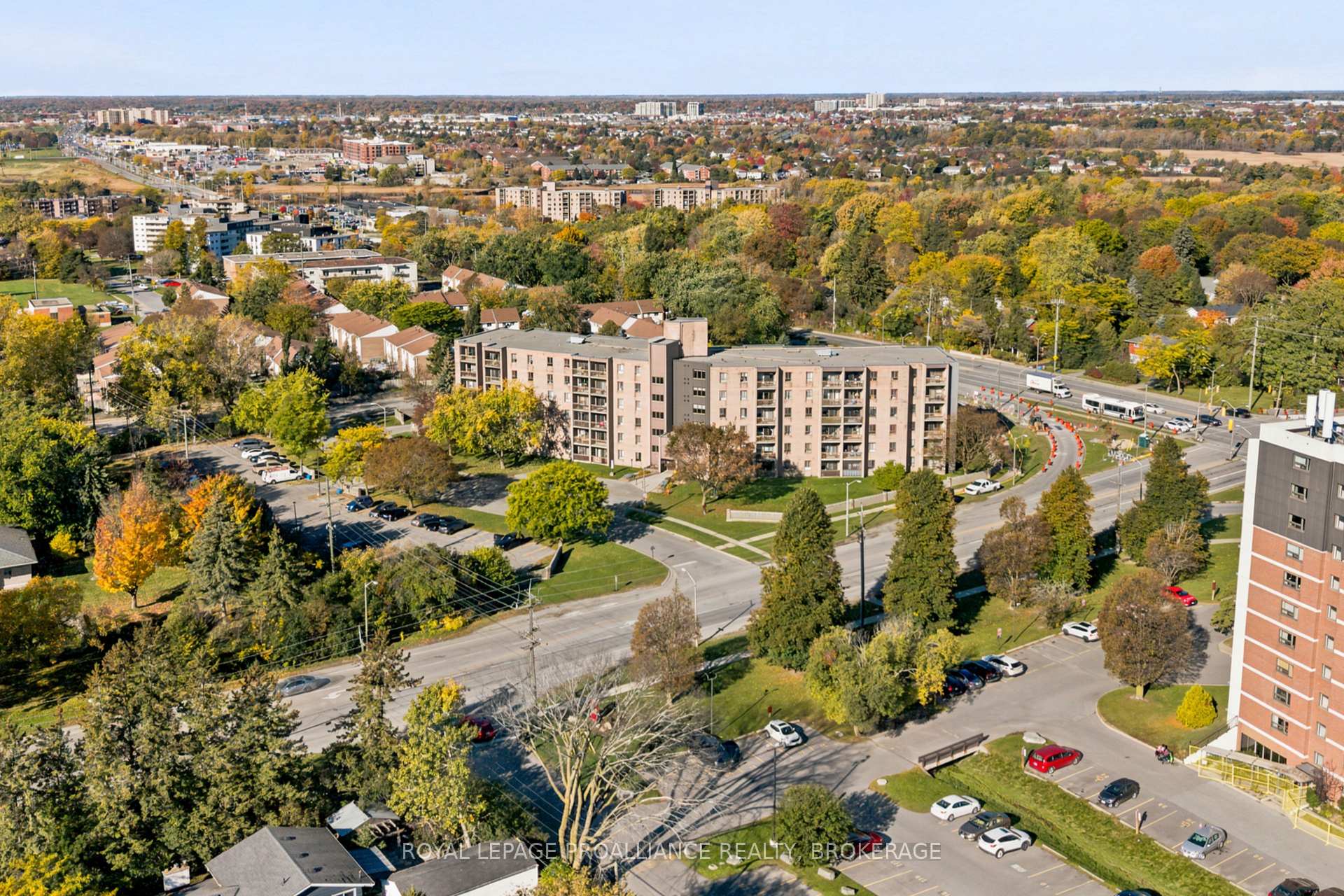 Photo 1 of Unit 615, 17 Eldon Hall Place, Kingston, Central City West — HOMEH