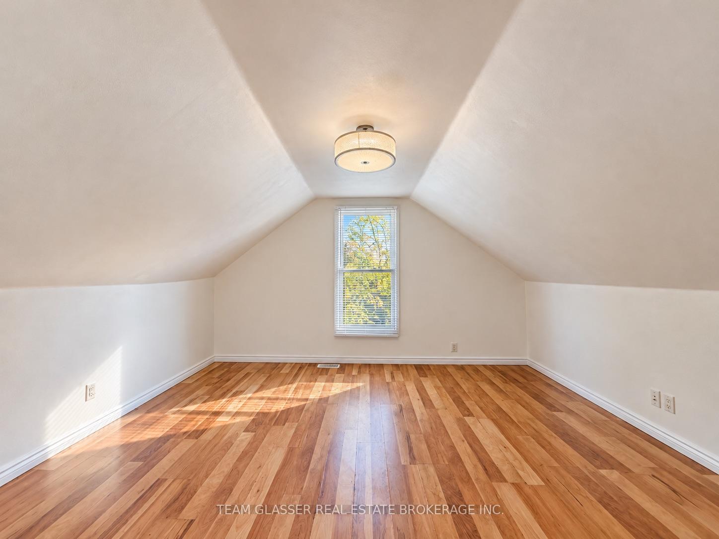 Photo 18 of 80 Mackay Avenue, London, South E — HOMEH