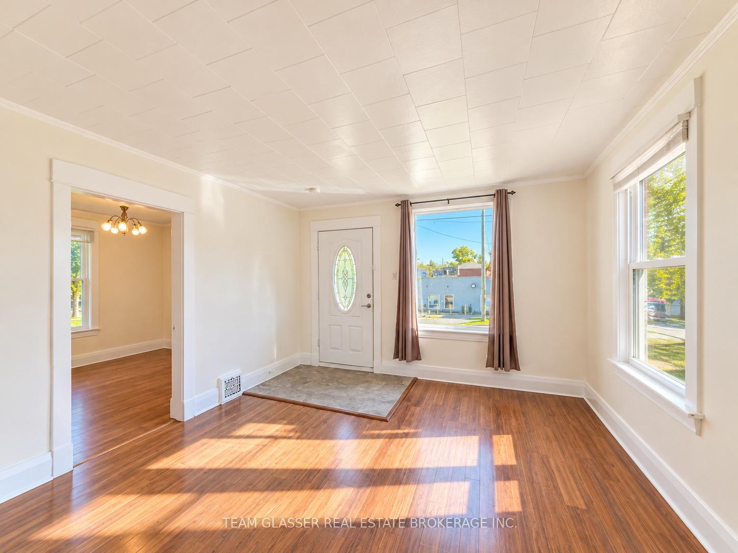 Photo 19 of 80 Mackay Avenue, London, South E — HOMEH
