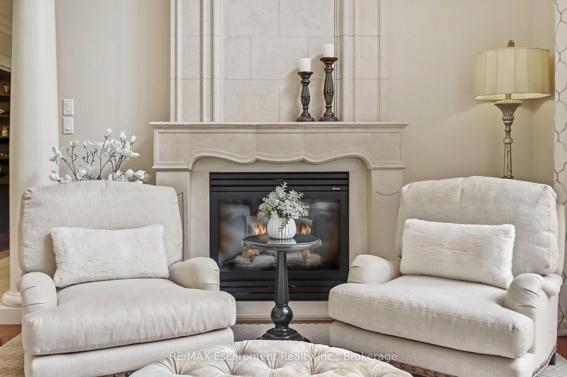 Photo 6 of 254 Donessle Drive, Oakville, Old Oakville — HOMEH