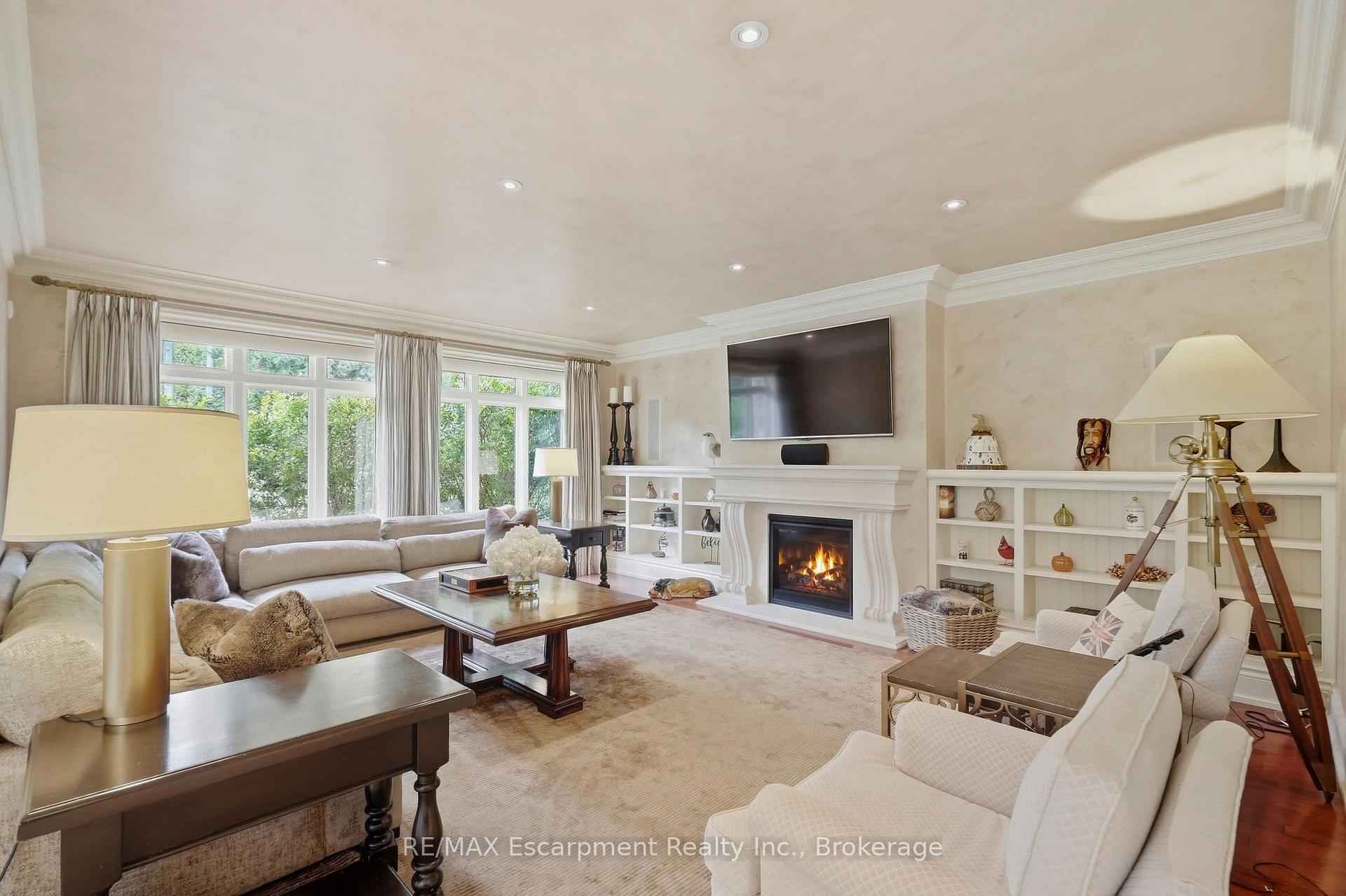 Photo 16 of 254 Donessle Drive, Oakville, Old Oakville — HOMEH