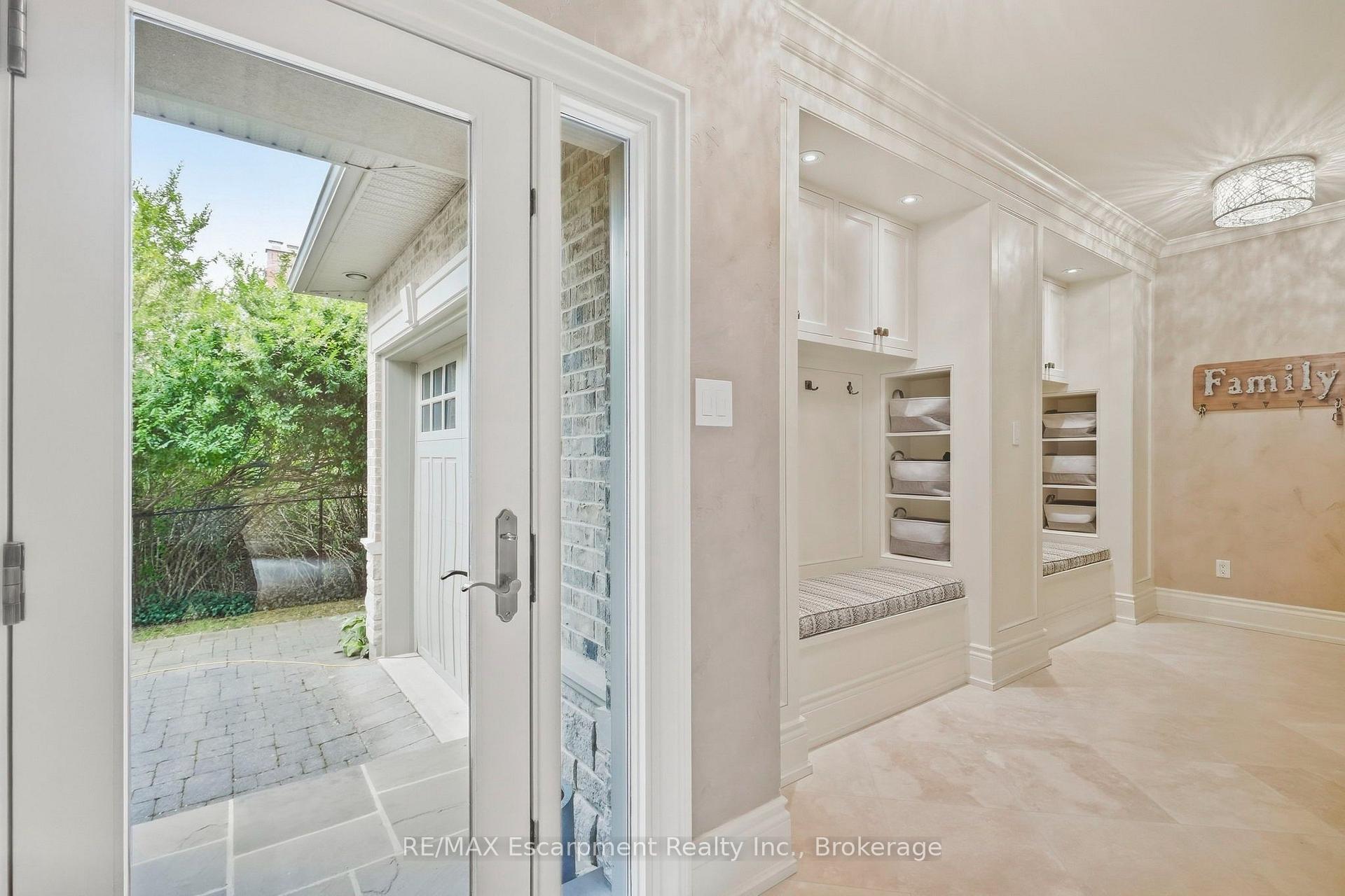 Photo 20 of 254 Donessle Drive, Oakville, Old Oakville — HOMEH