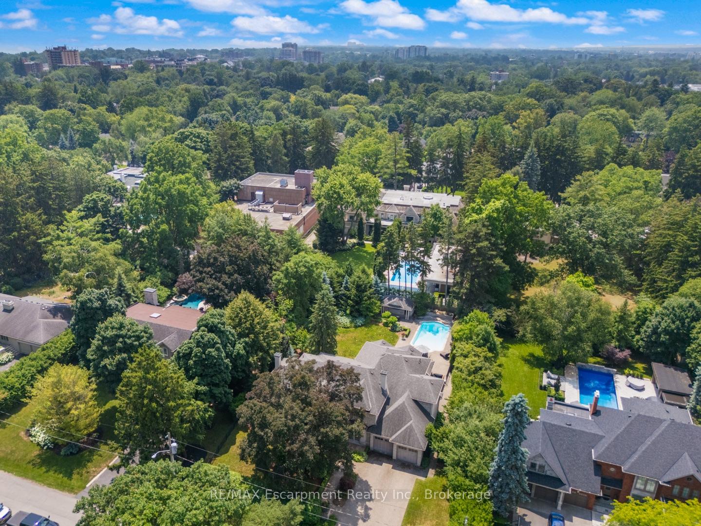 Photo 50 of 254 Donessle Drive, Oakville, Old Oakville — HOMEH