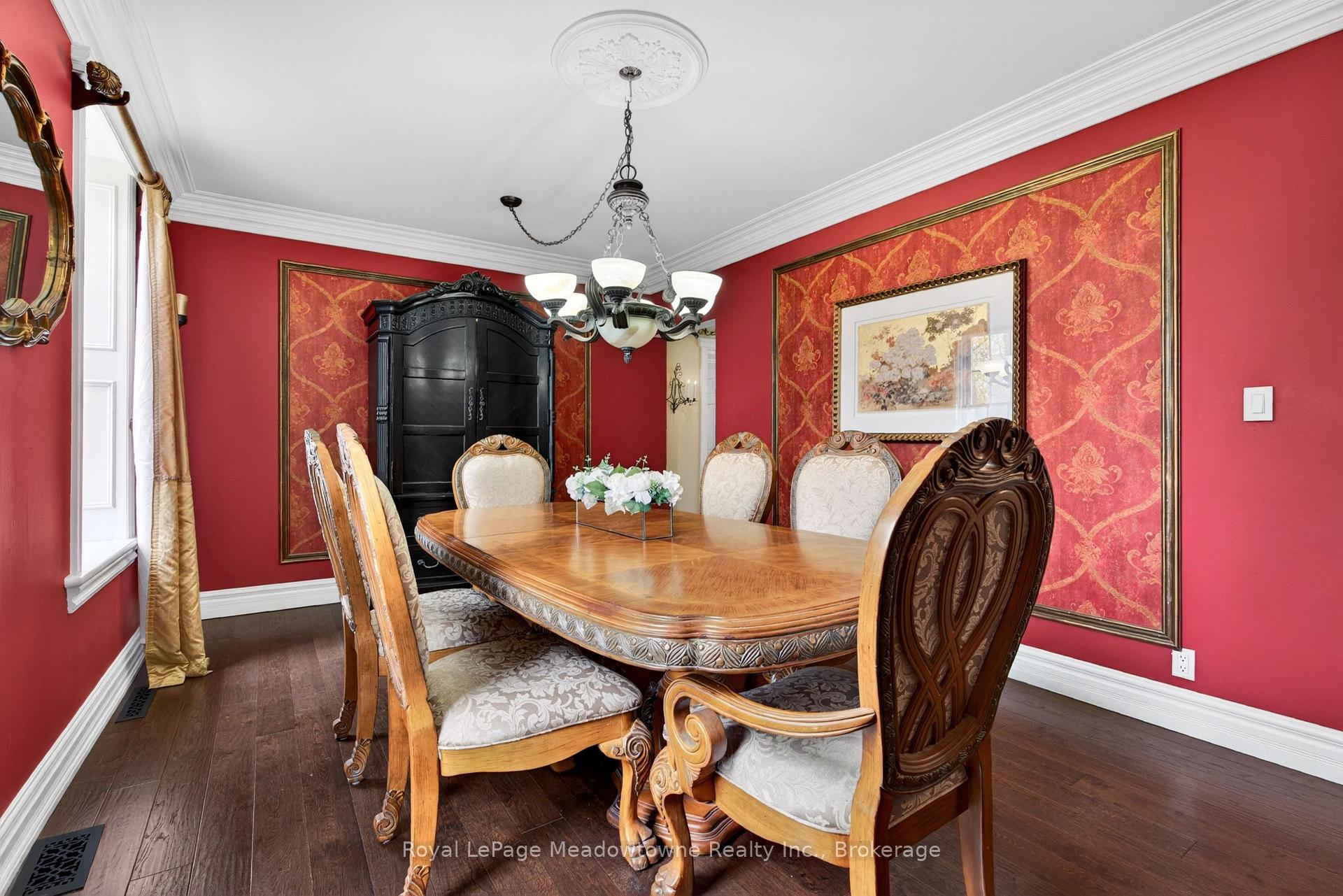 Photo 14 of 53 Campbell Avenue E, Milton, Campbellville — HOMEH
