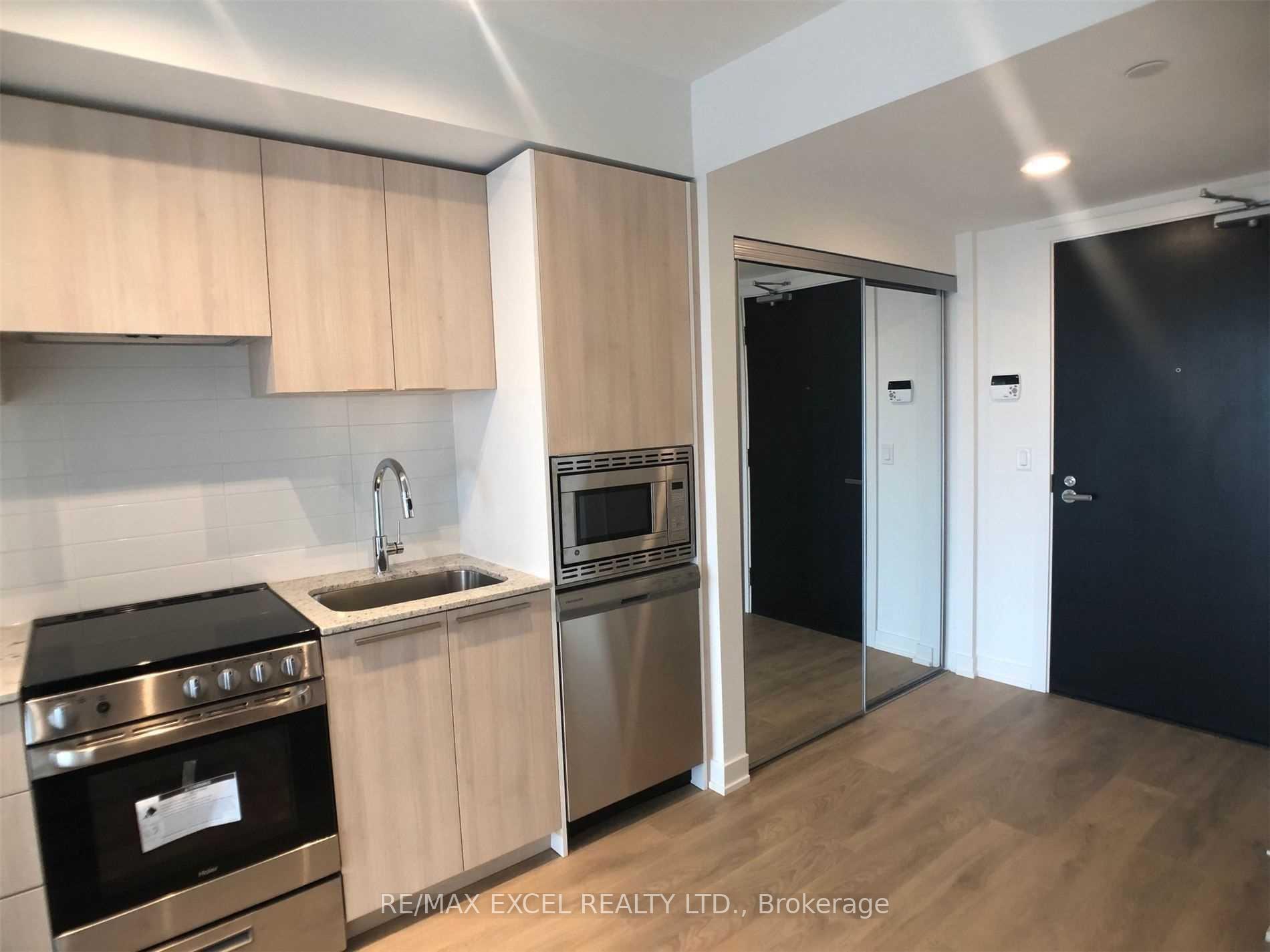 Photo 3 of Unit 2502, 18 Maitland Terrace, Toronto, Church-Yonge Corridor — HOMEH
