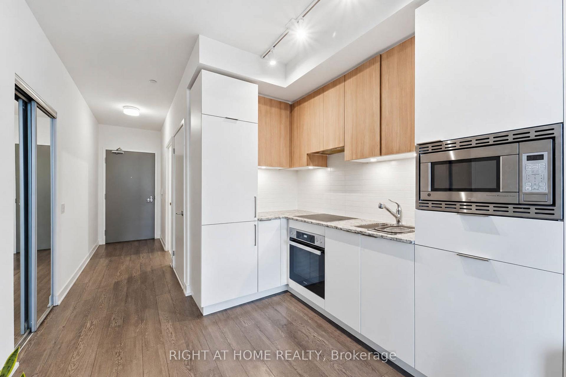 Photo 4 of Unit 719, 50 O'Neill Road, North York, Banbury-Don Mills — HOMEH