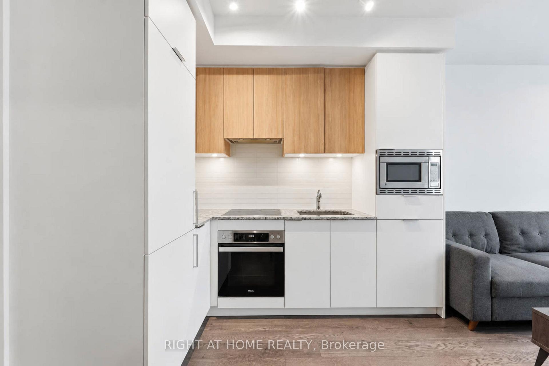 Photo 5 of Unit 719, 50 O'Neill Road, North York, Banbury-Don Mills — HOMEH