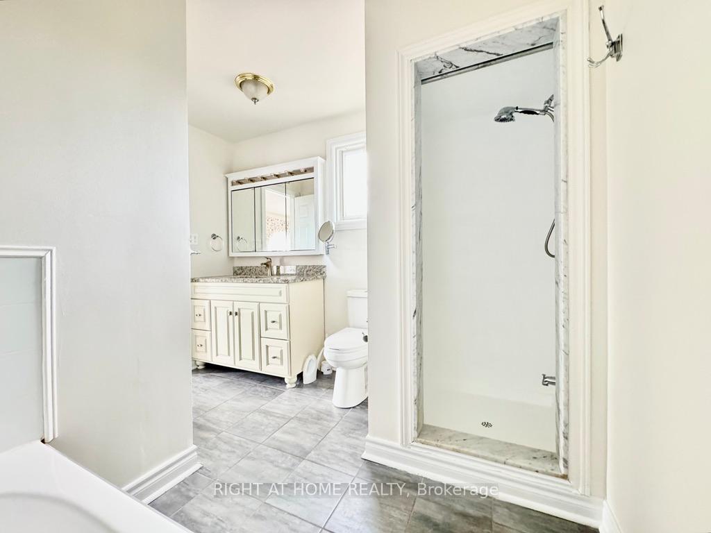 Photo 10 of 48 James Street, Barrie, Ardagh — HOMEH