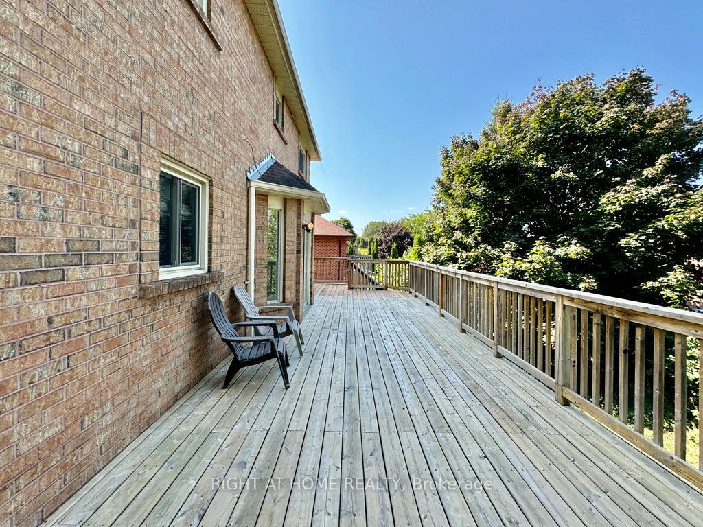 Photo 18 of 48 James Street, Barrie, Ardagh — HOMEH